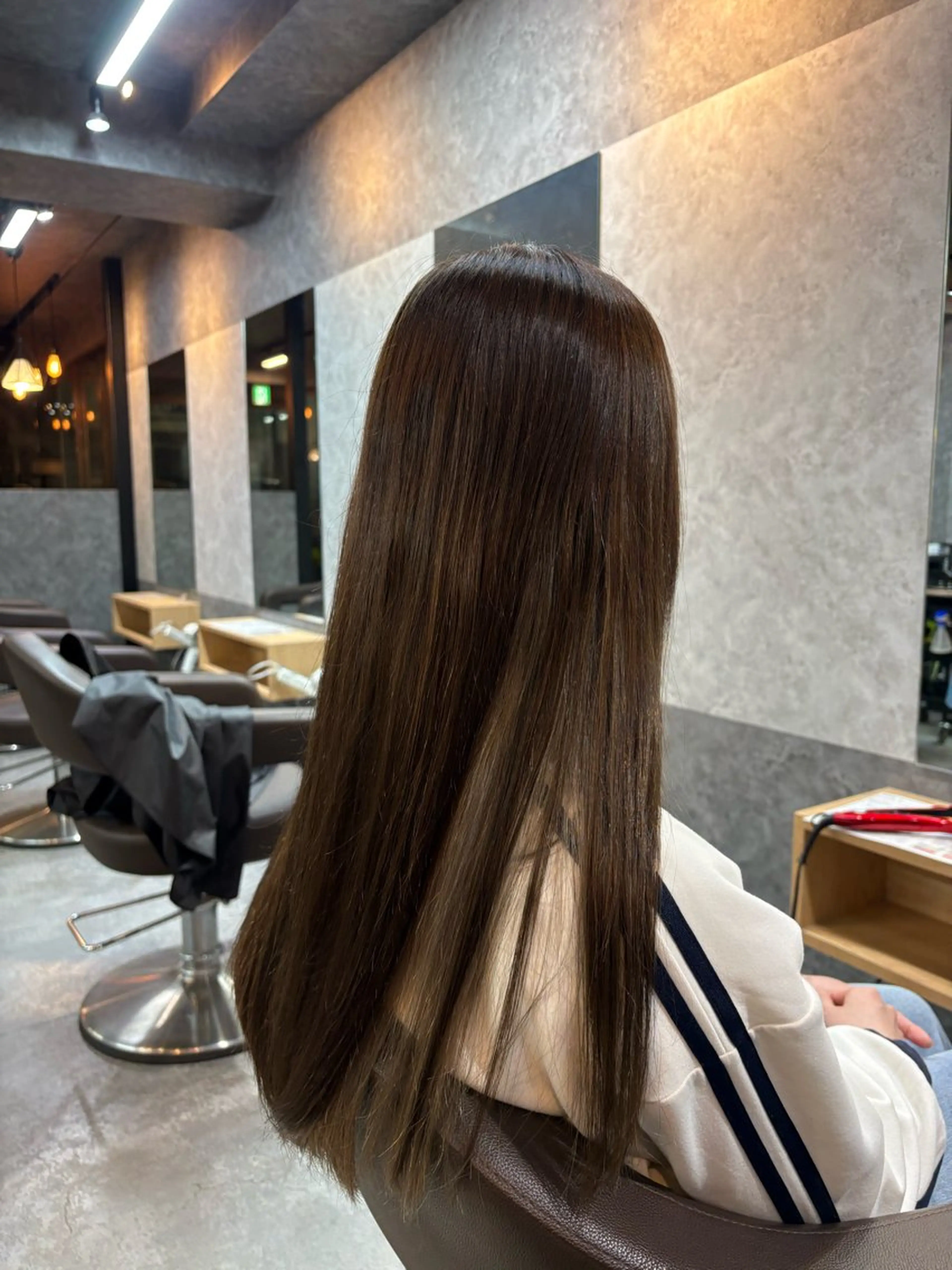 ロング カラー ブリーチ 島田 叶夢のヘアスタイル