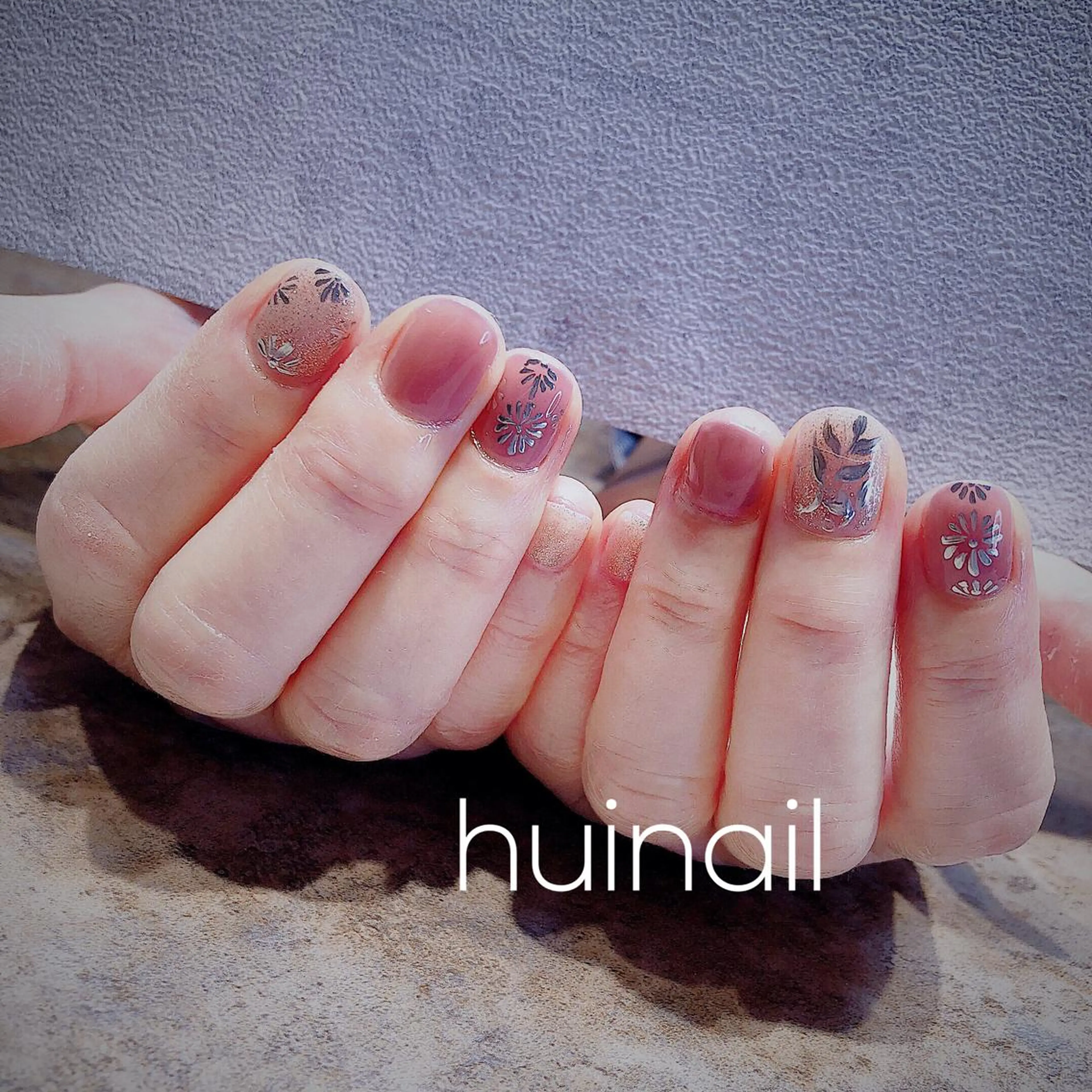 ショート めぐみのネイルサロン スタッフ練習のネイルデザイン