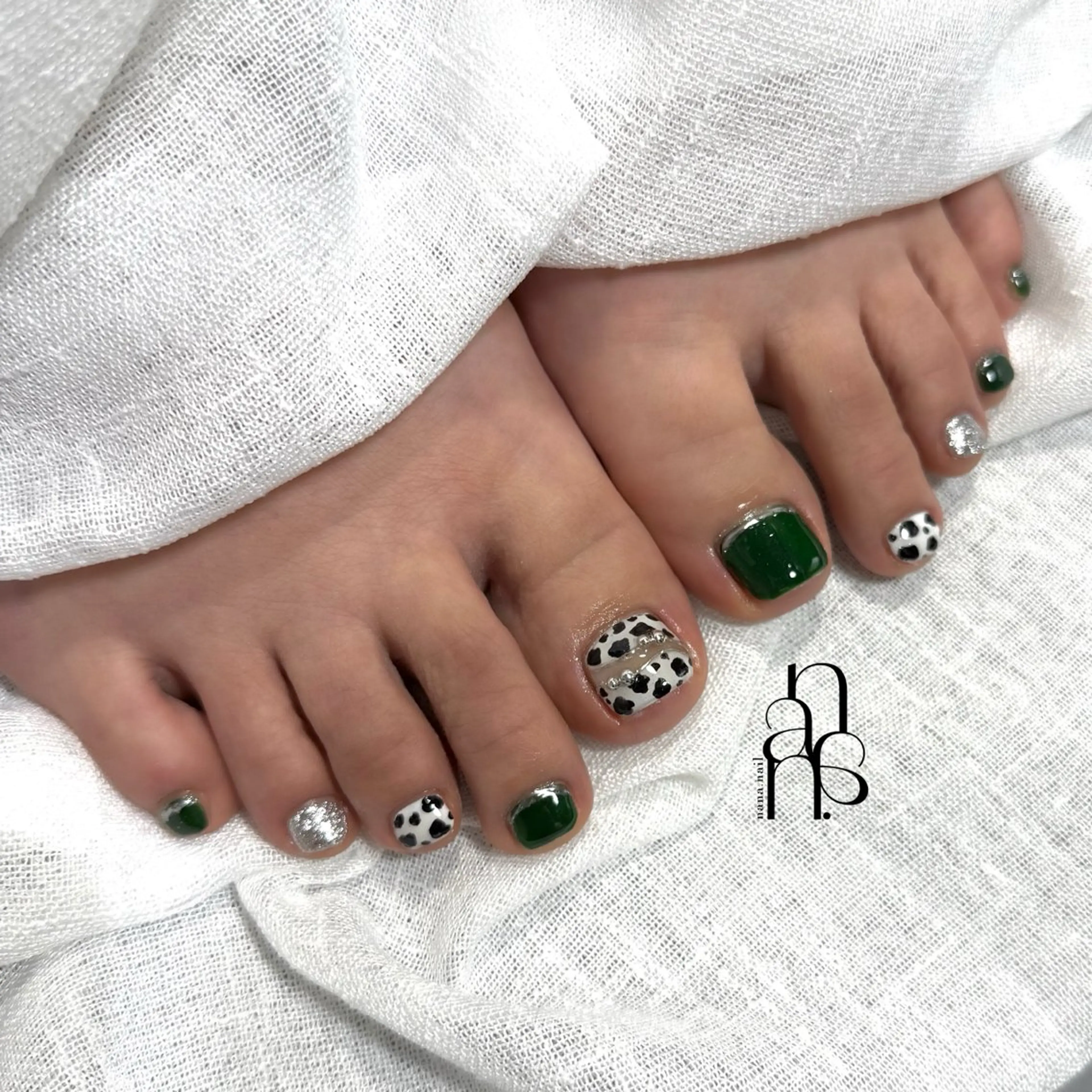 ネイル グリーン nana. nailのネイルデザイン