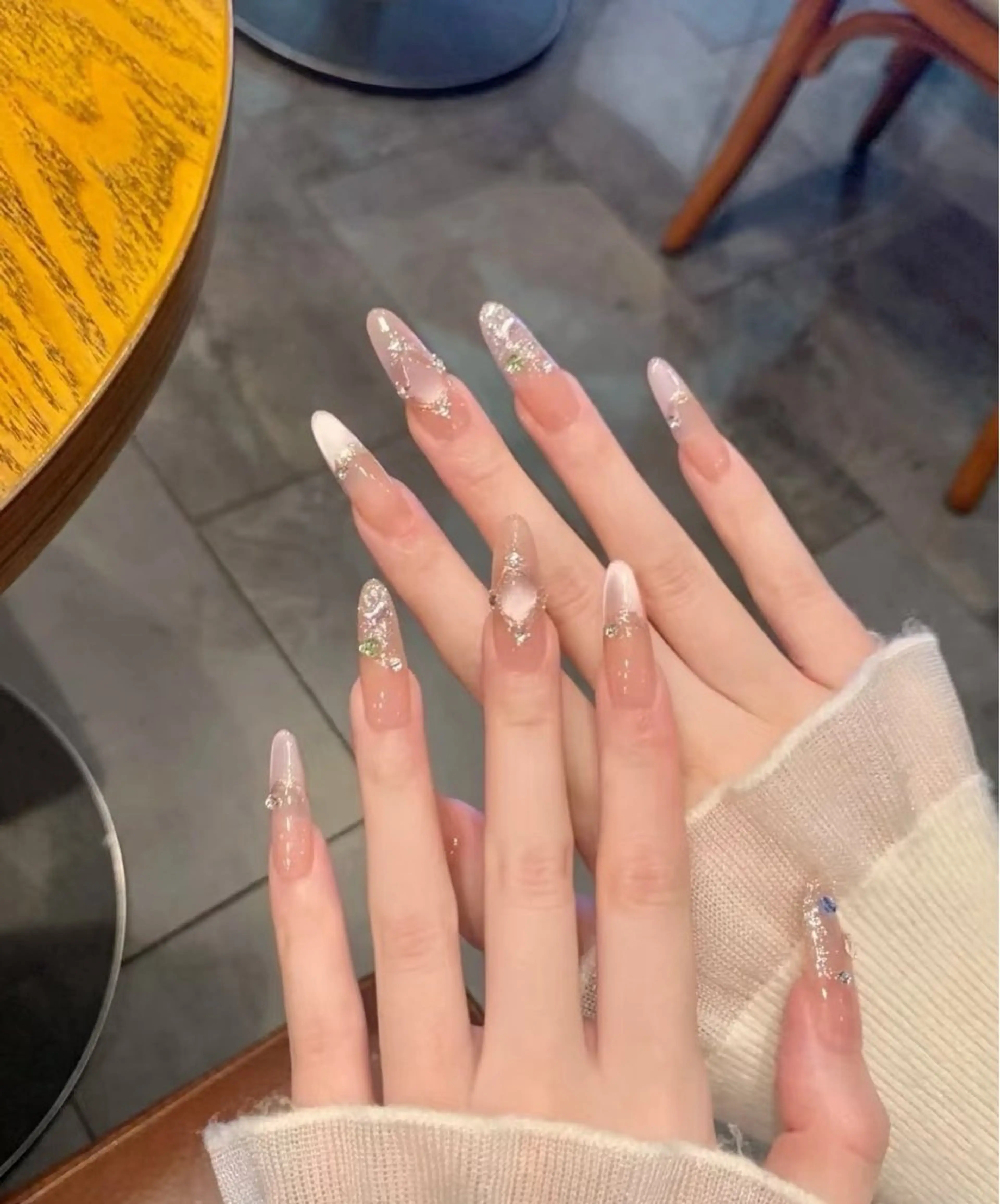 カラー U.mi Nail Salonのネイルデザイン