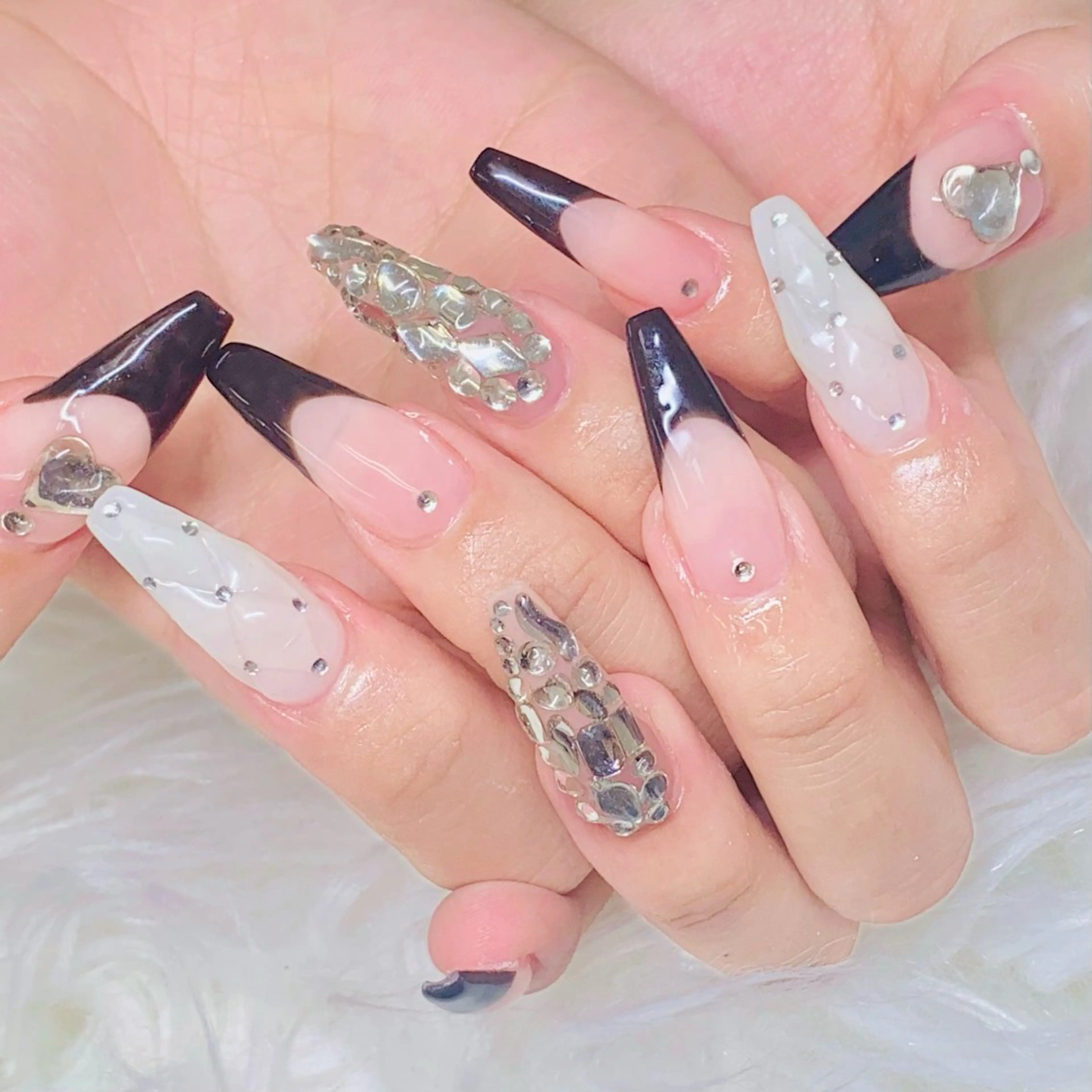 ネイル チークネイル 長さ出し フラッシュネイル フレンチネイル グラデーション ハンドネイル AN NAIL SALONのネイルデザイン
