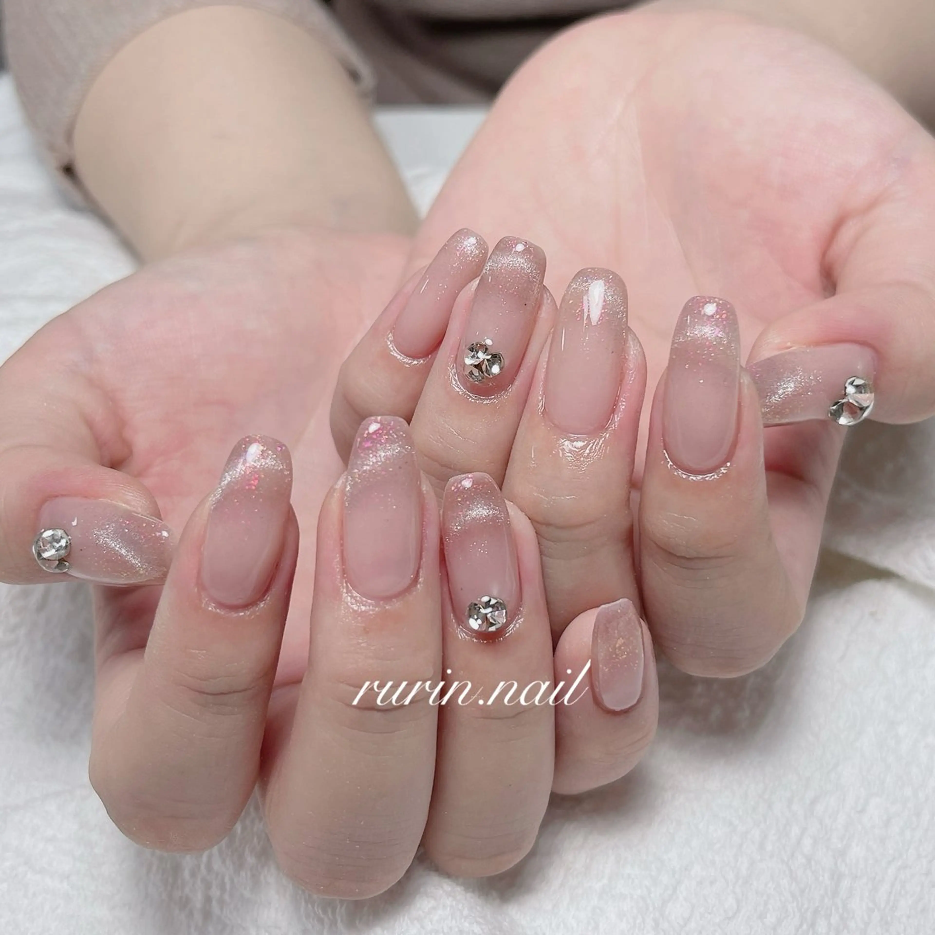 ネイル フレンチネイル マグネットネイル マグネットフレンチ ルリン サロン💅のネイルデザイン