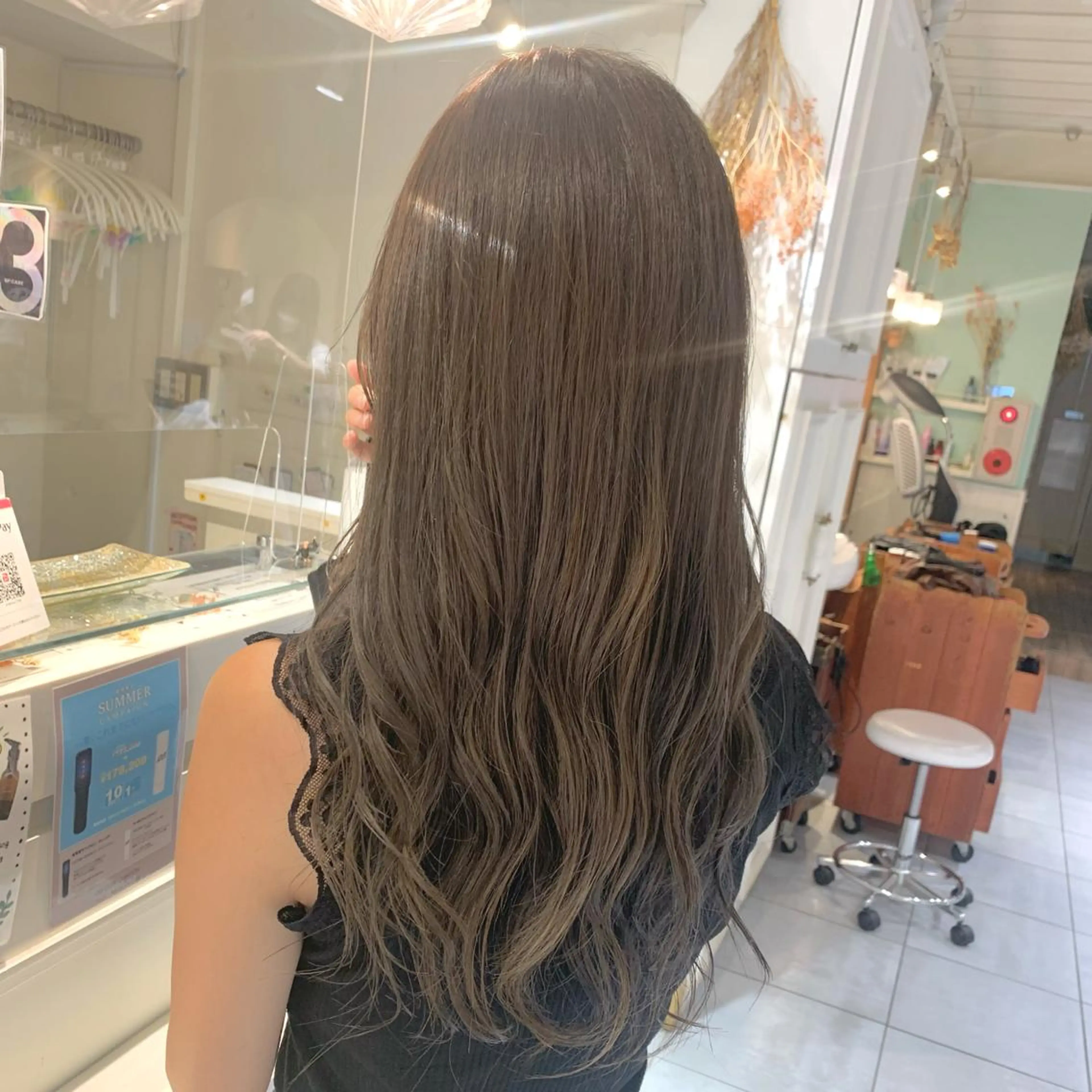 ロング 田中 未澪のヘアスタイル