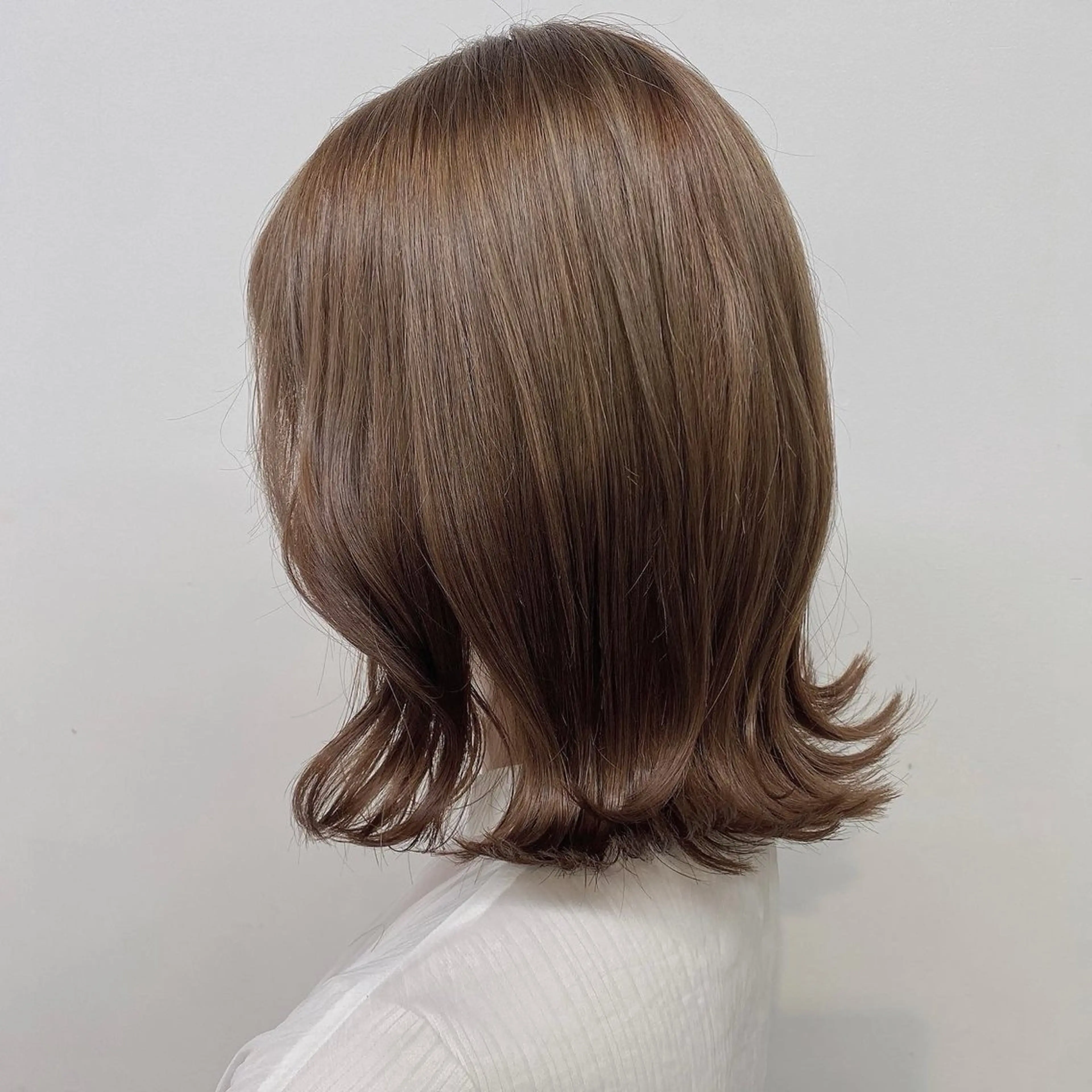 セミロング カラー ヘアカラー トリートメント 🥞ベージュ系カラー 【すずきりほ】🥞のヘアスタイル