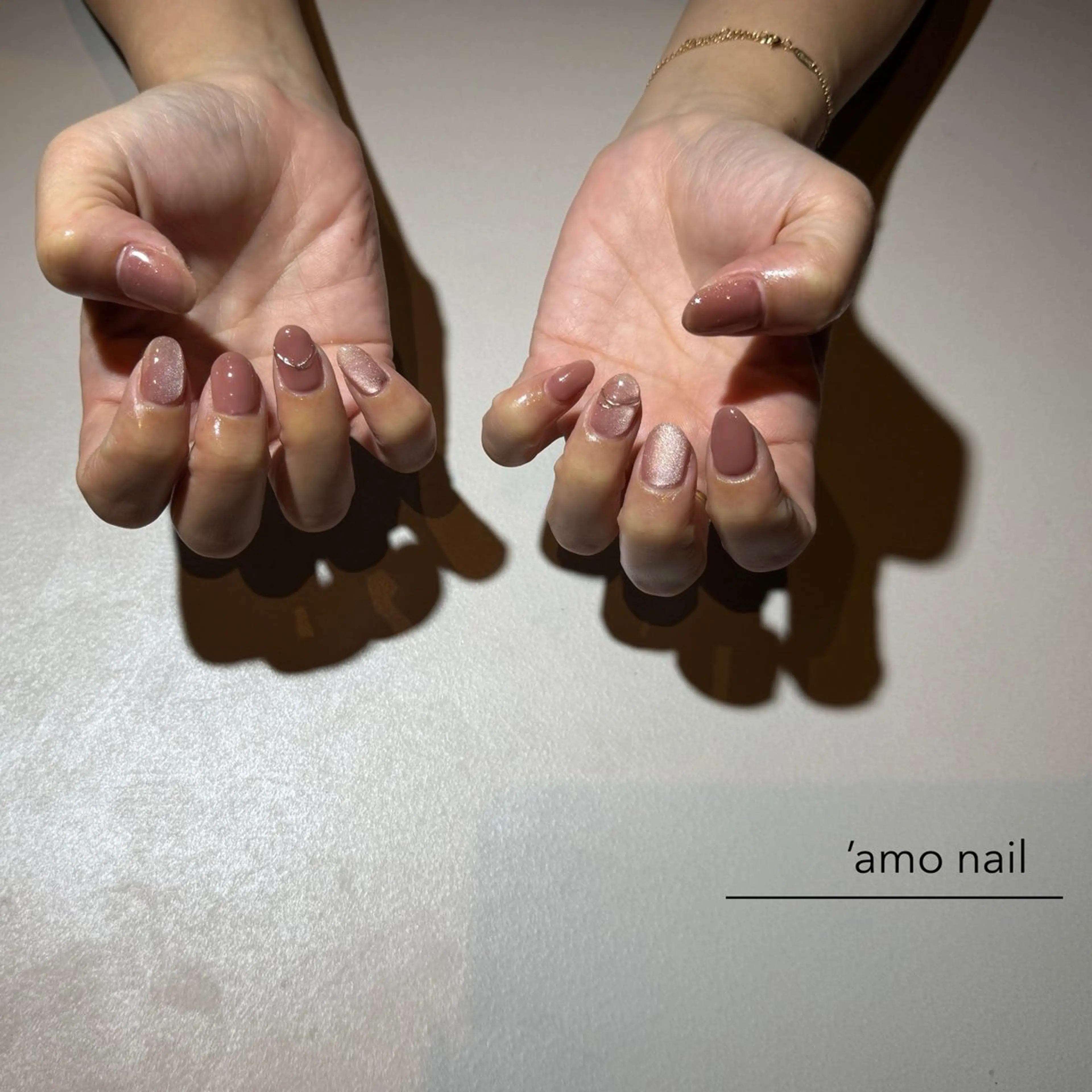 ネイル アートネイル マグネットネイル 'amo nailのネイルデザイン