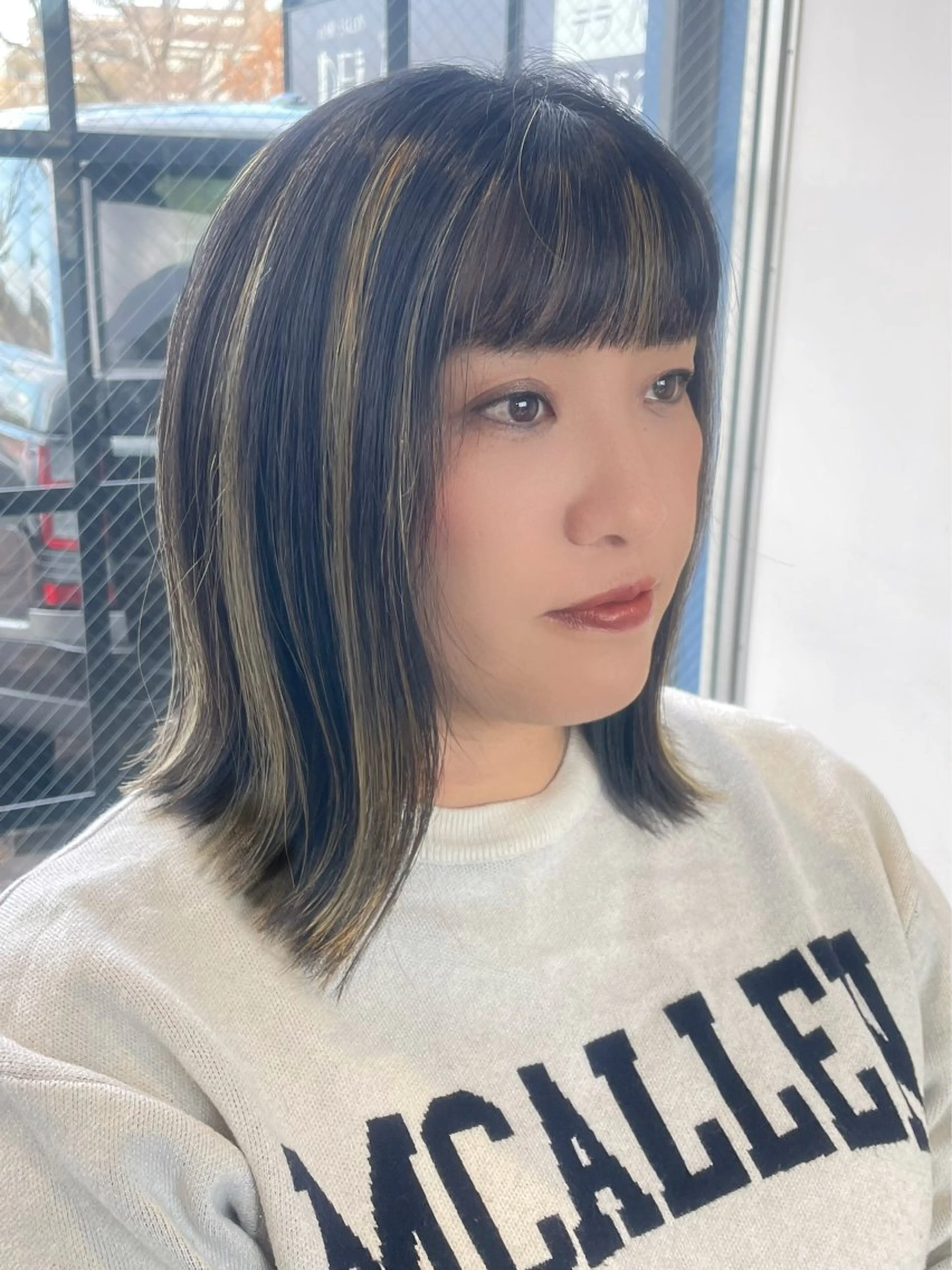 ミディアム ボブ Li'a【リア】 ANNAのヘアスタイル