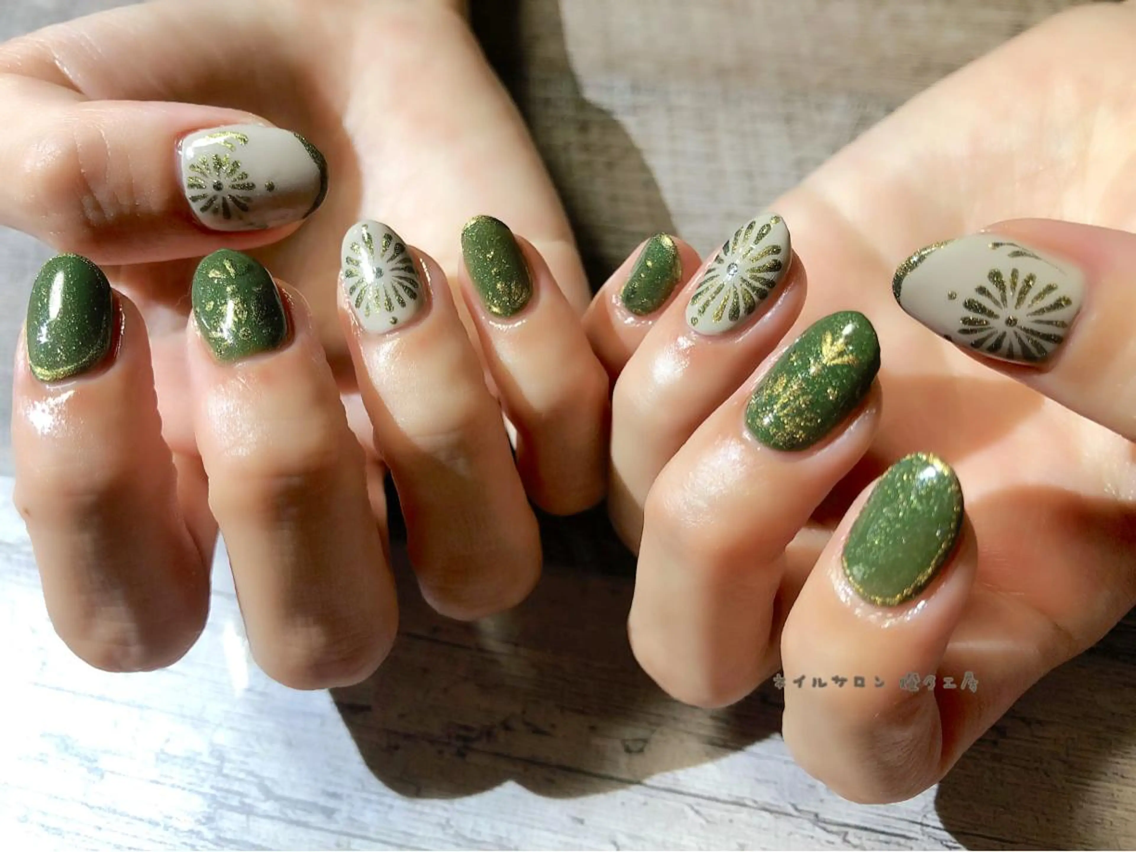 ネイル 伊藤 美里のネイルデザイン
