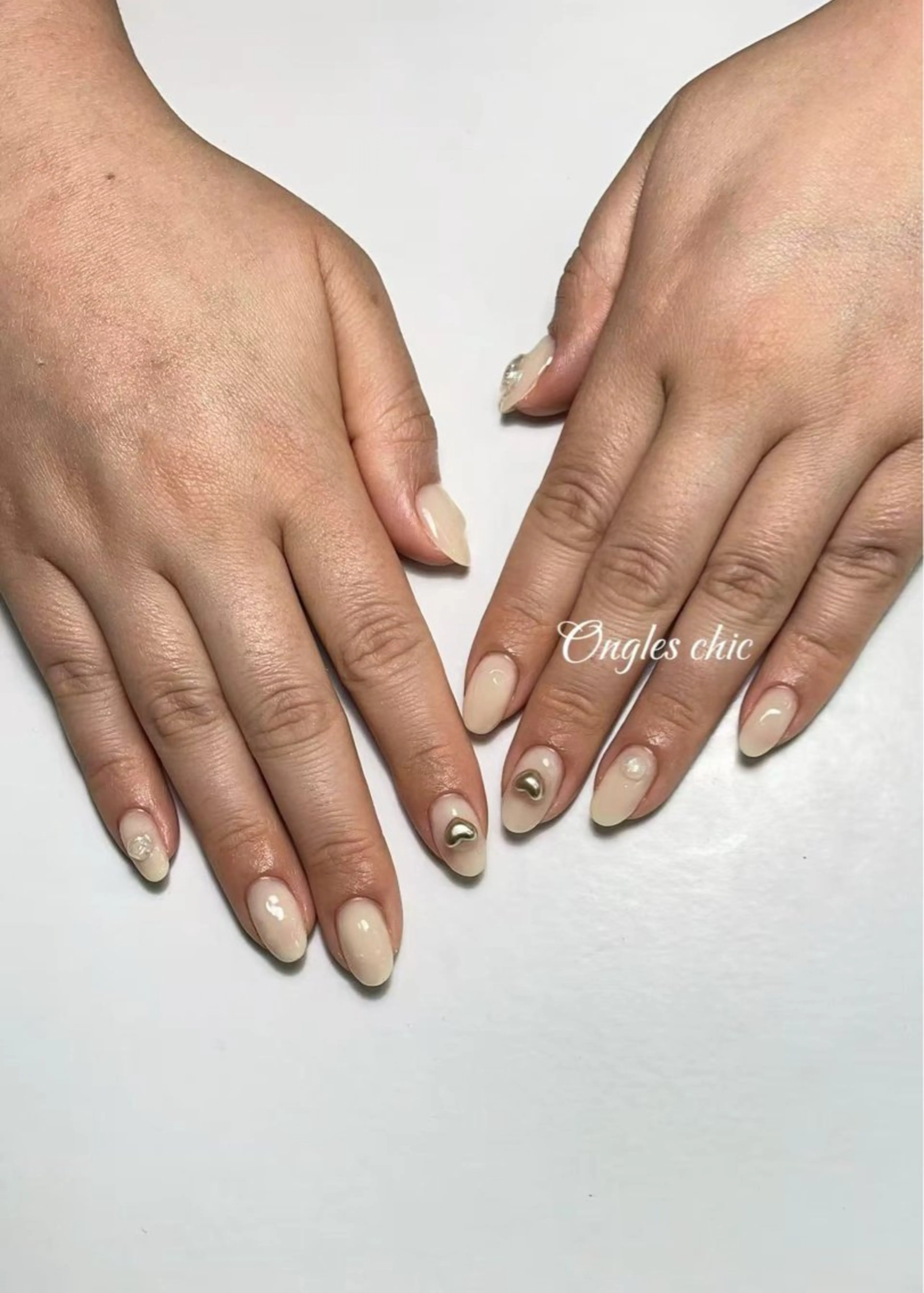 ネイル ハンドネイル ongles chicのネイルデザイン