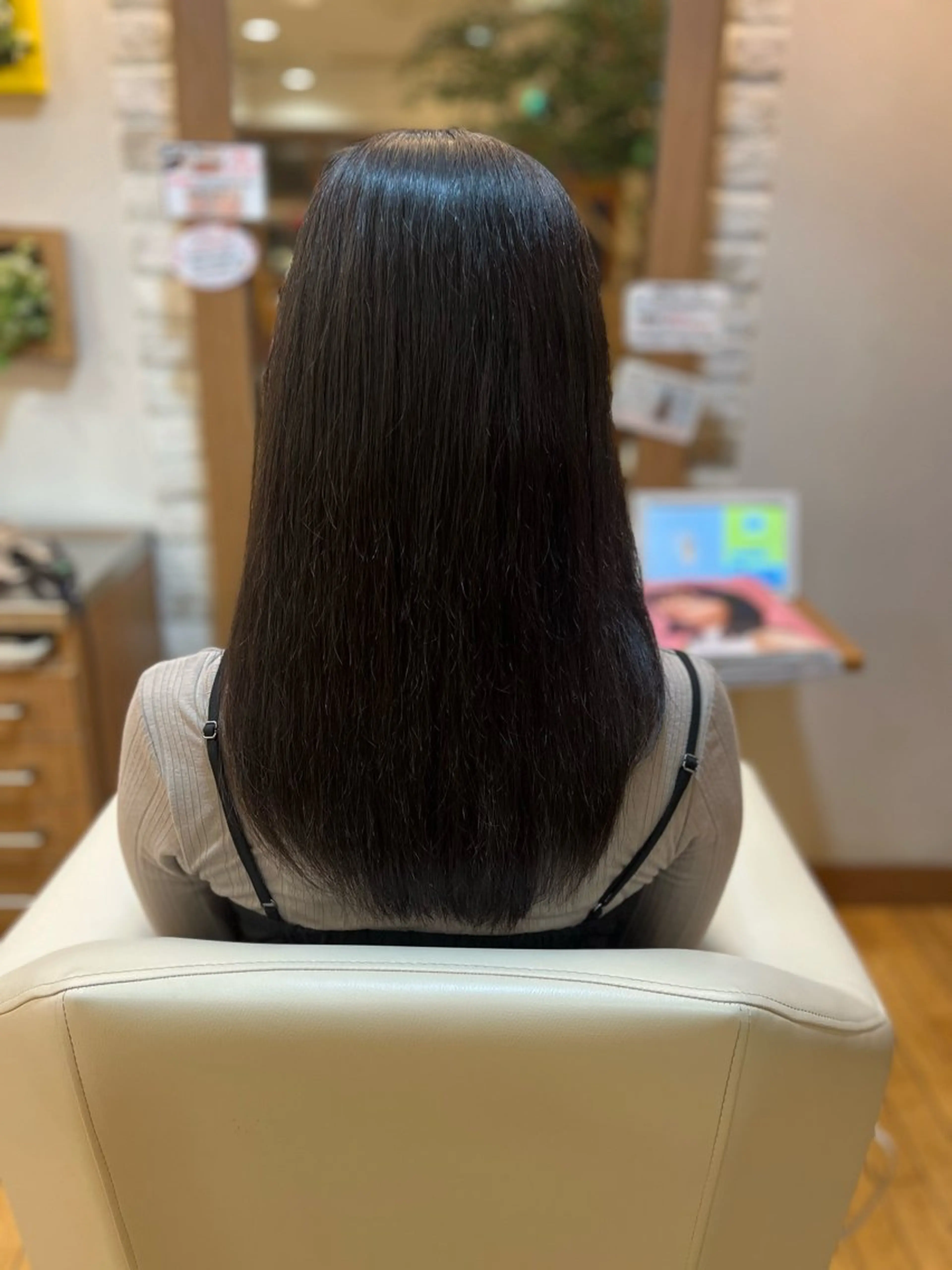 ロング 菊地 真優のヘアスタイル