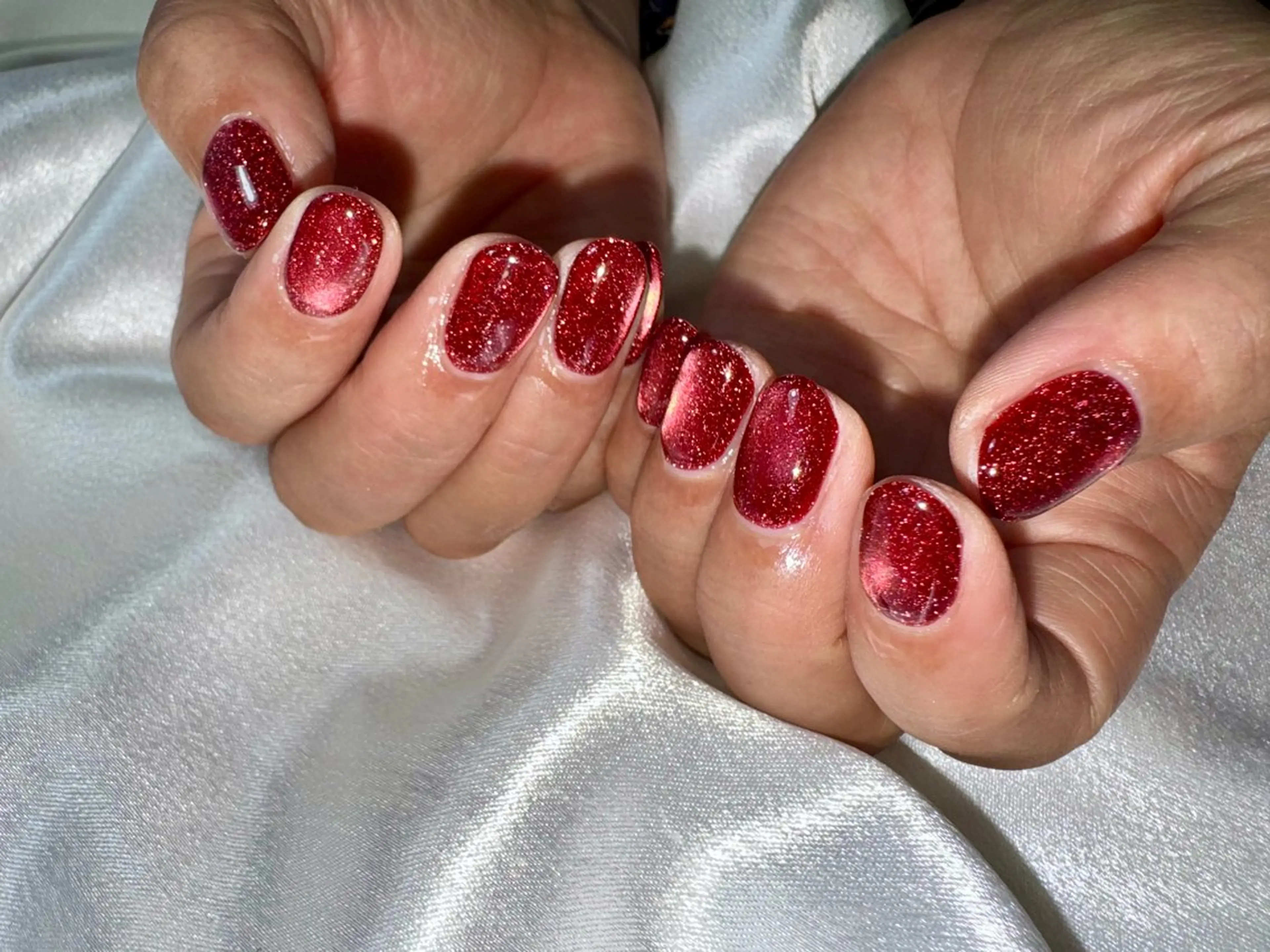 ネイル オーロラネイル 桜ネイル フラッシュネイル フラッシュマグ フラワーネイル ハンドネイル kikinail 溝の口のネイルデザイン