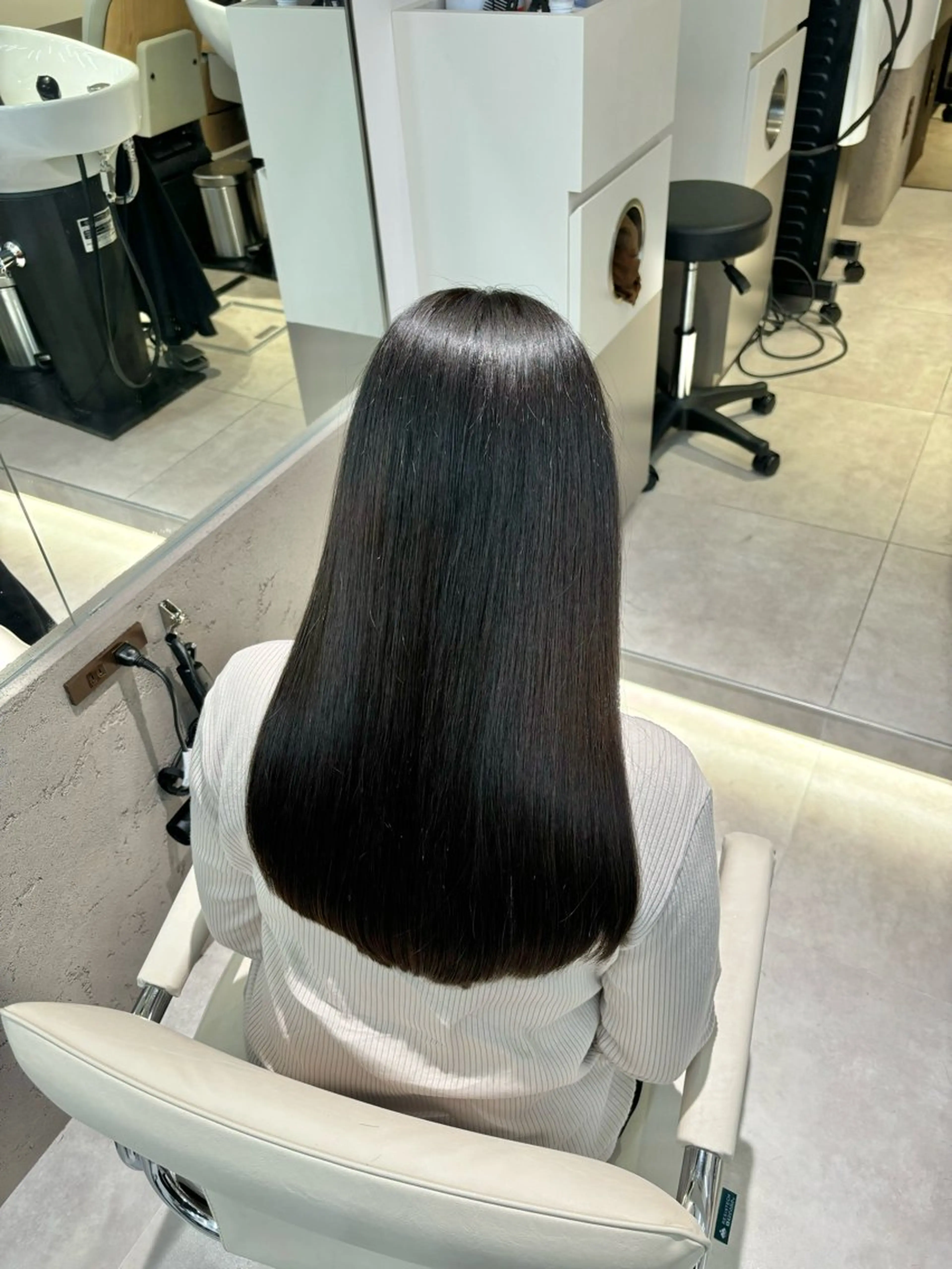 セミロング カット 縮毛矯正 レイヤー/髪質改善 八木　洸登のヘアスタイル