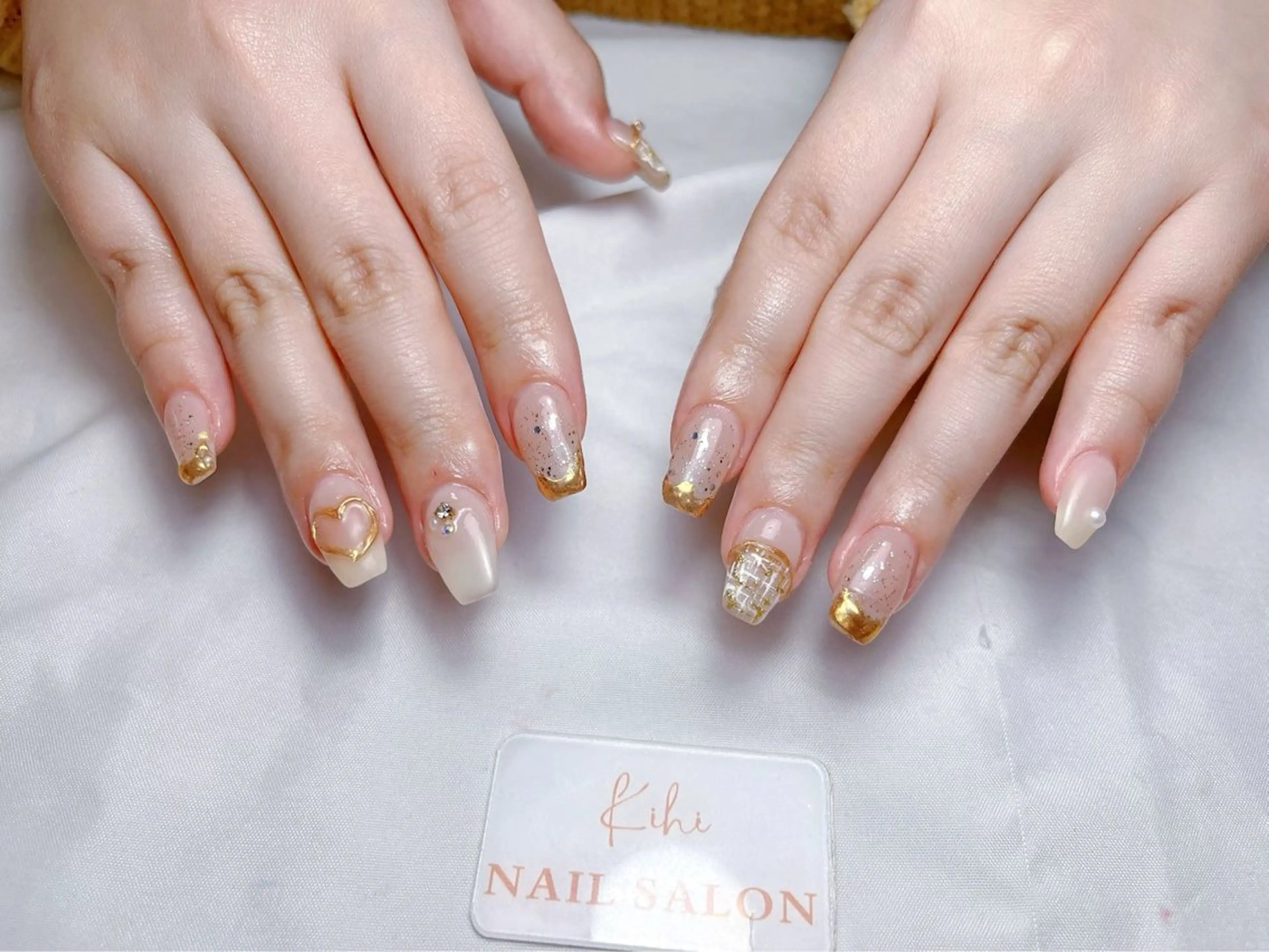 ネイル アートネイル フレンチネイル ジェルネイル グラデーション 韓国ネイル ハンドネイル 💕鈴木ユリ パラジェル/オフ無料のネイルデザイン