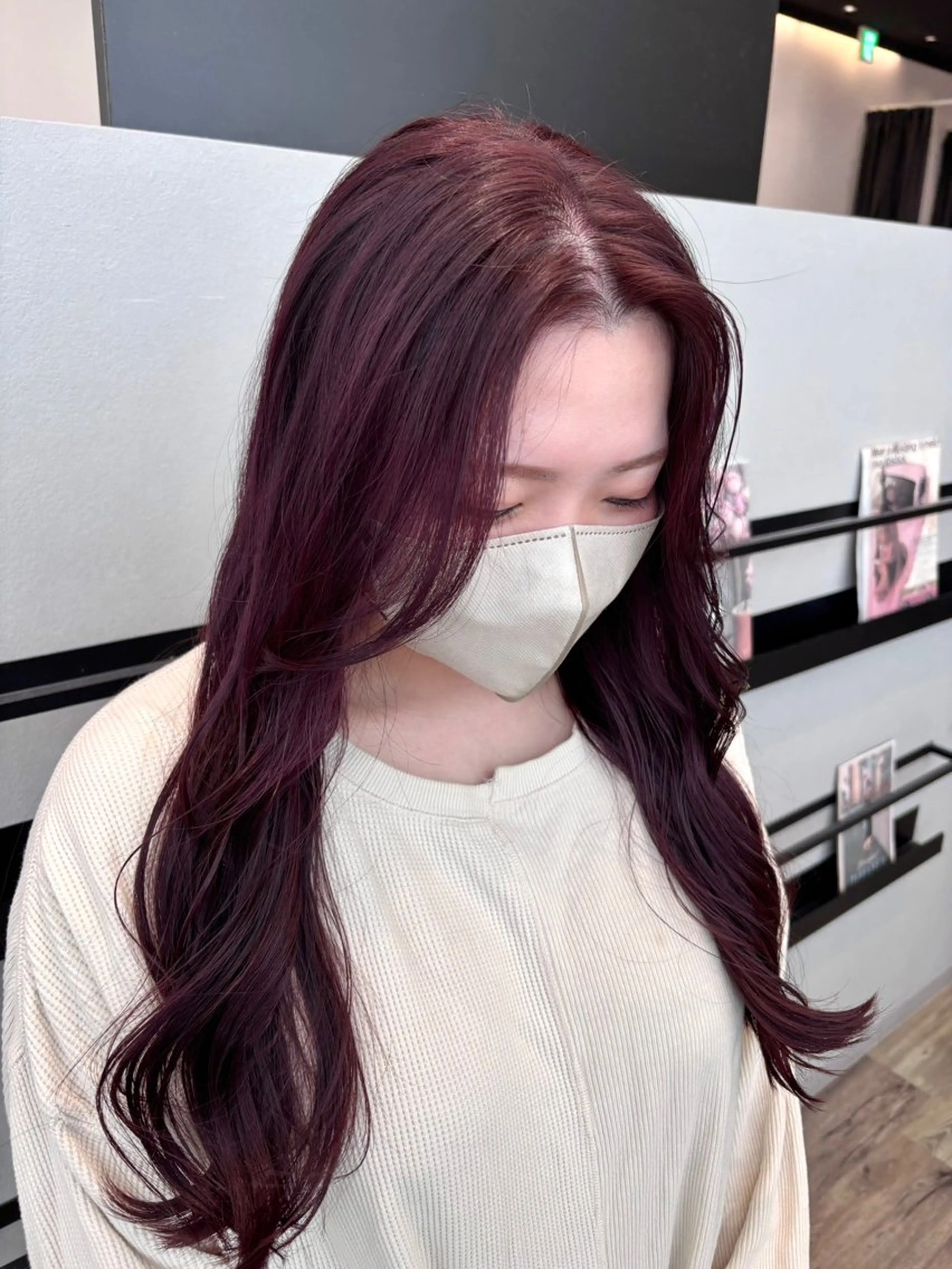 ロング カラー カシス ピンクカラー カット ヘアカラー 透明感カラー/ レイヤーkotonoのヘアスタイル