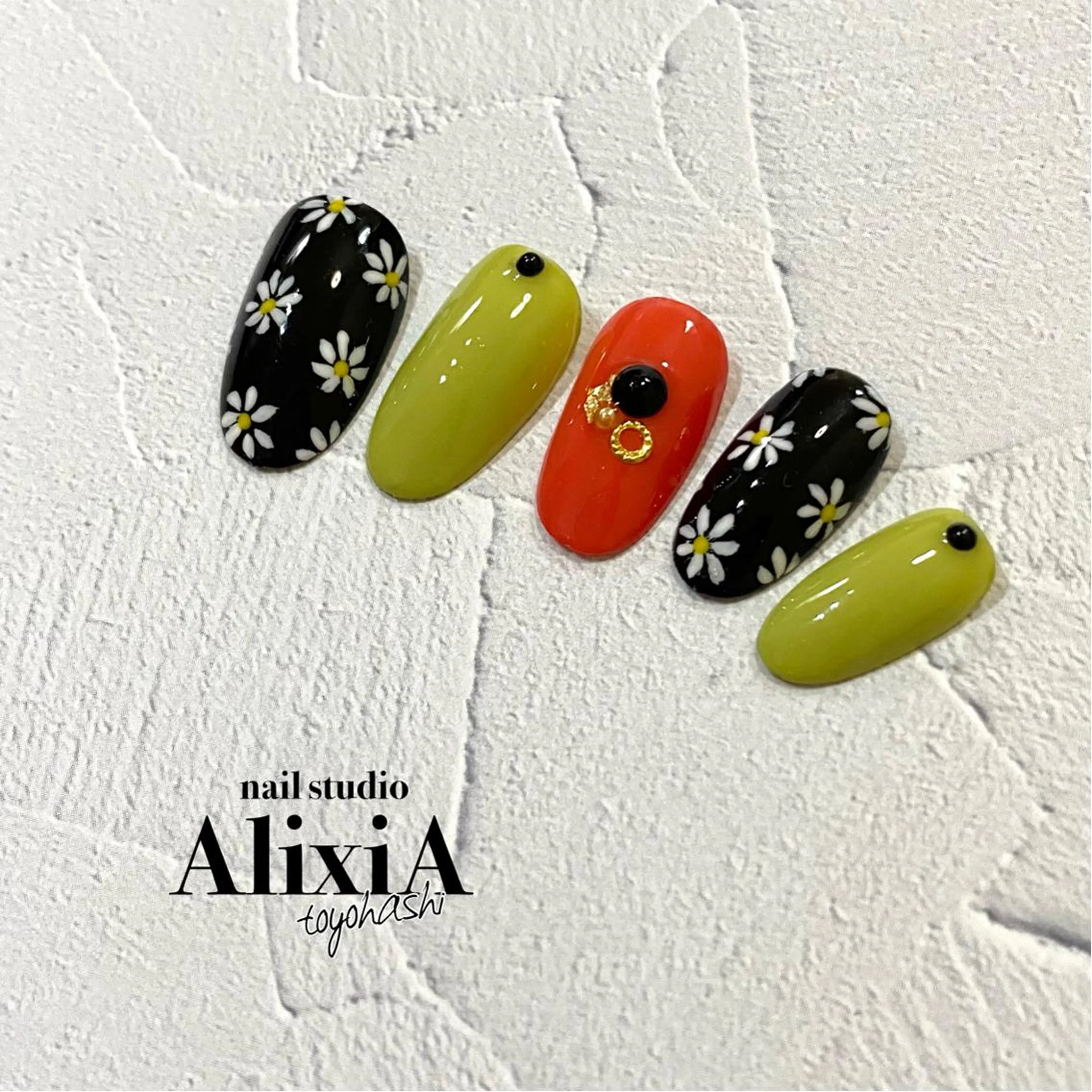 ネイル AlixiA ゆみのネイルデザイン