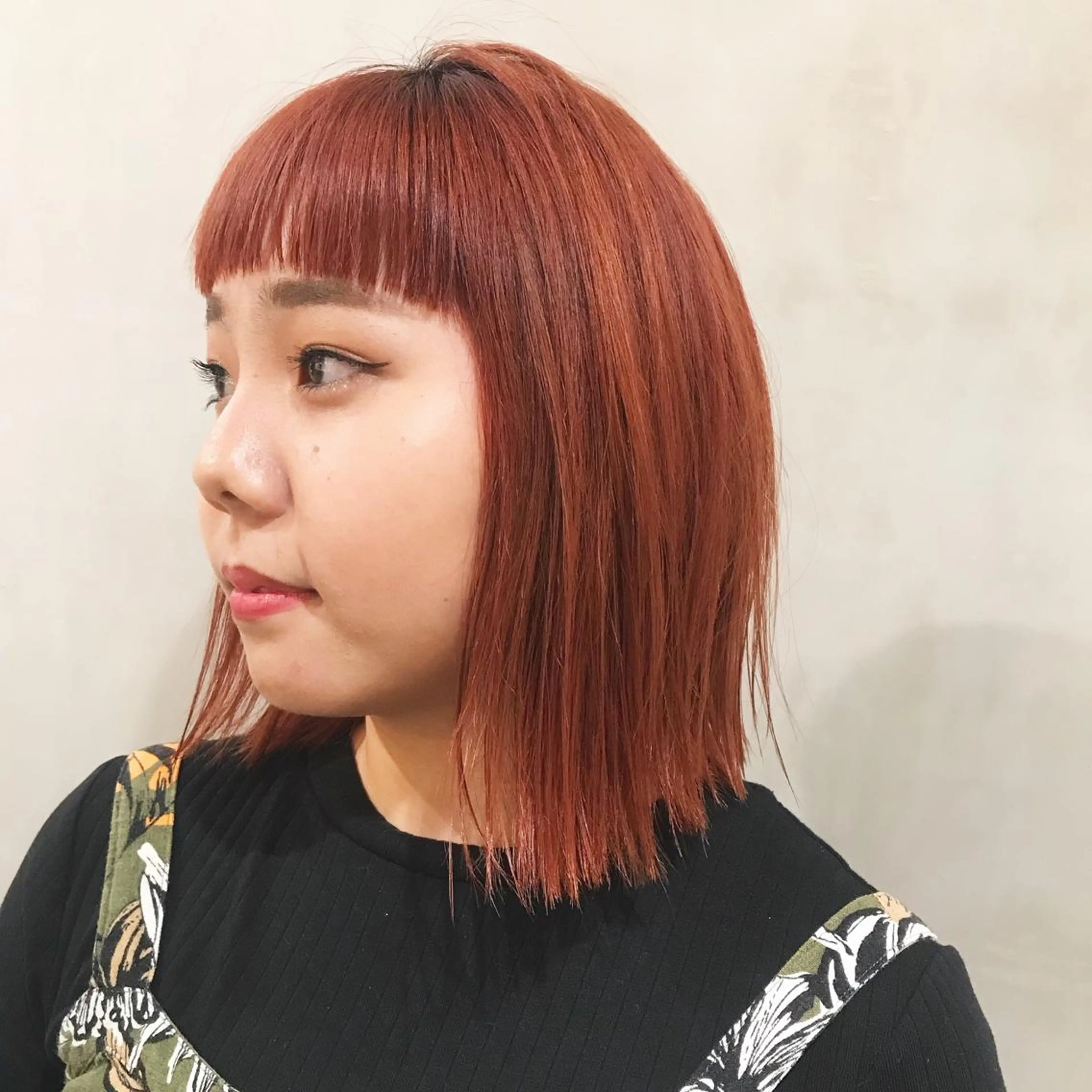 ミディアム カラー オレンジ オン眉 カット ヘアカラー トリートメント 優作 〜圧倒的信頼〜のヘアスタイル