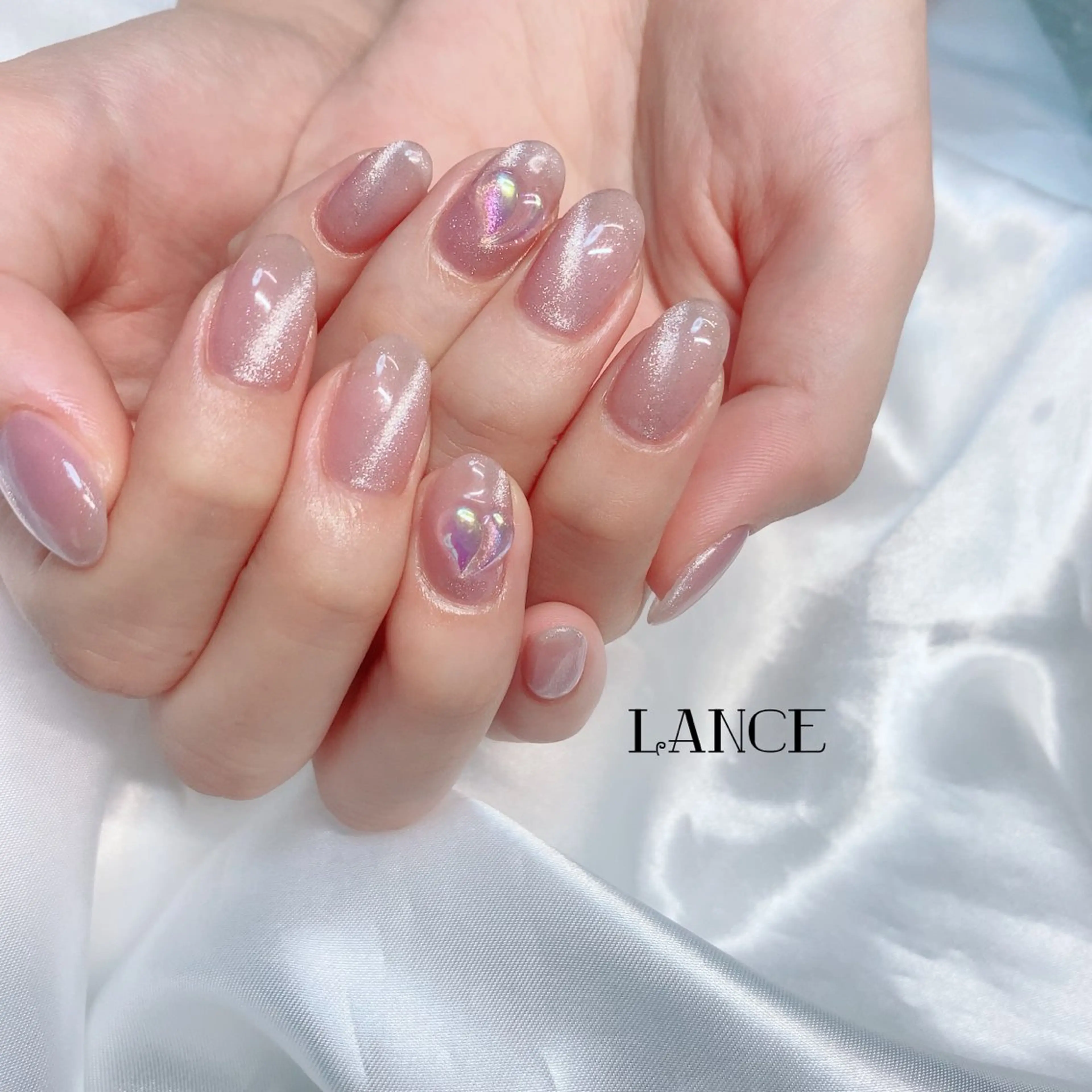 ネイル オーロラネイル フットネイル フレンチネイル キラキラネイル ニュアンスネイル ハンドネイル Lance nailのネイルデザイン