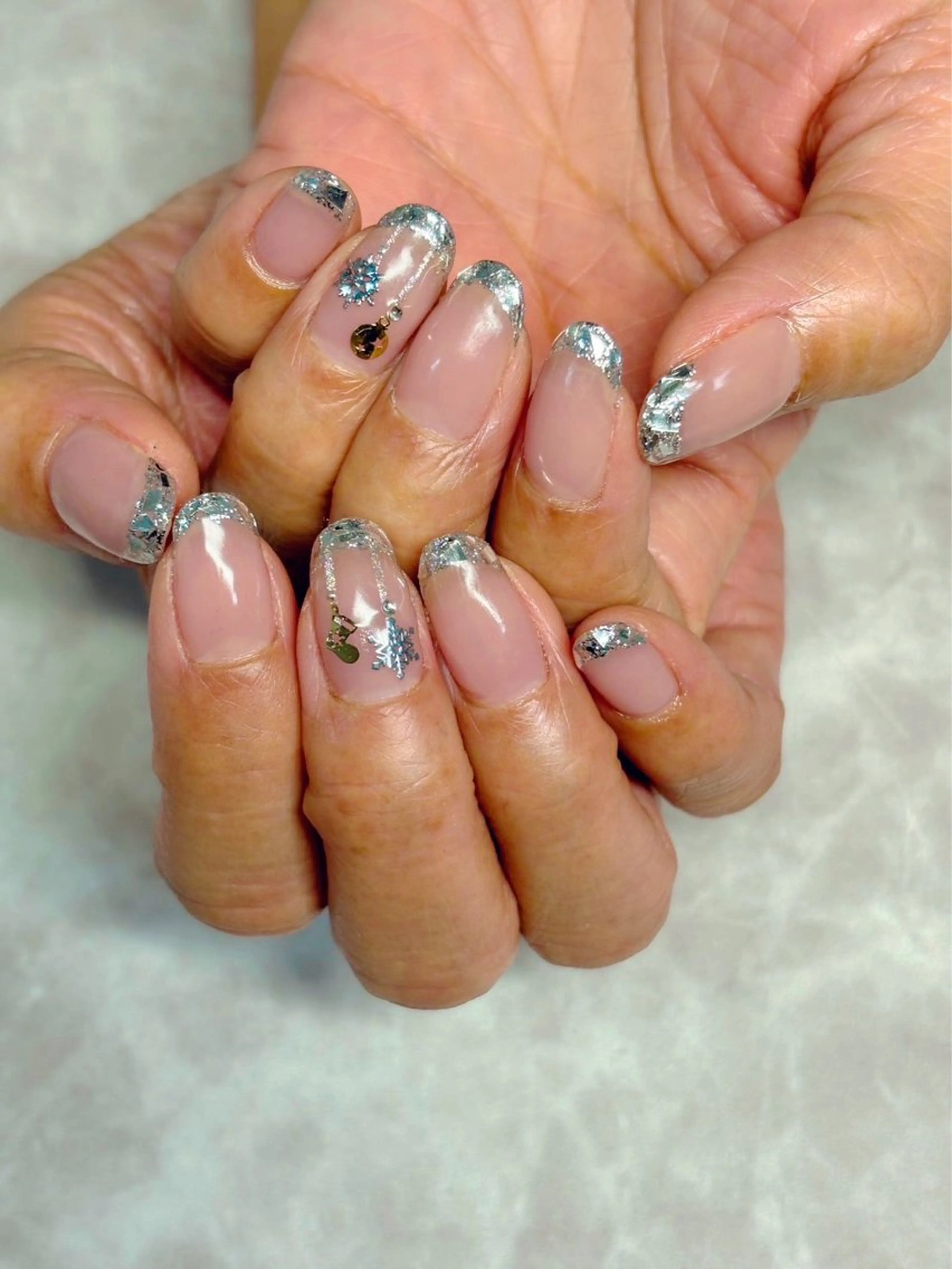 ネイル アートネイル フレンチネイル ガラスフレンチ ジェシー ネイルのネイルデザイン