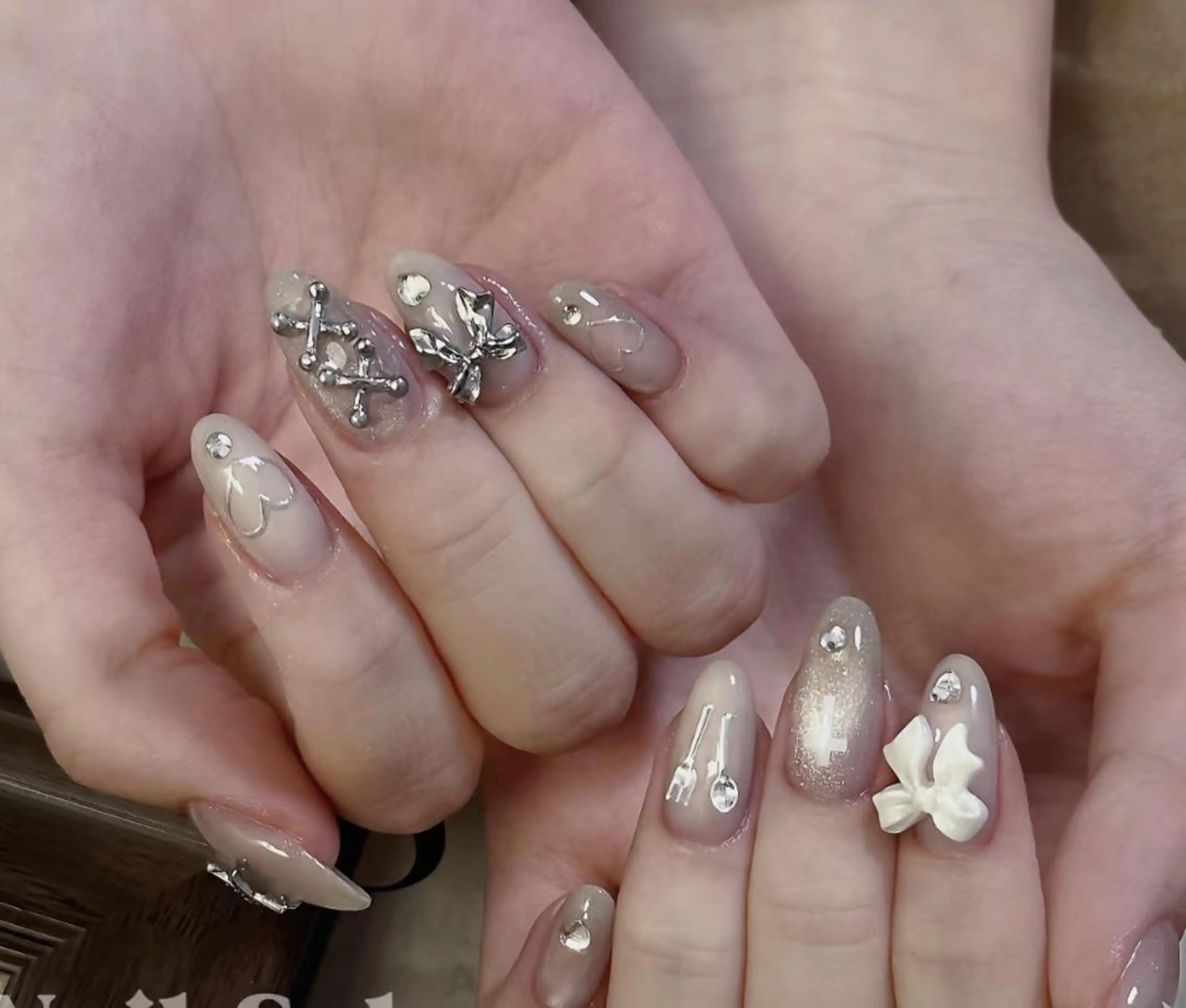 ネイル ハンドネイル エリ🫧 nail池袋東口のネイルデザイン