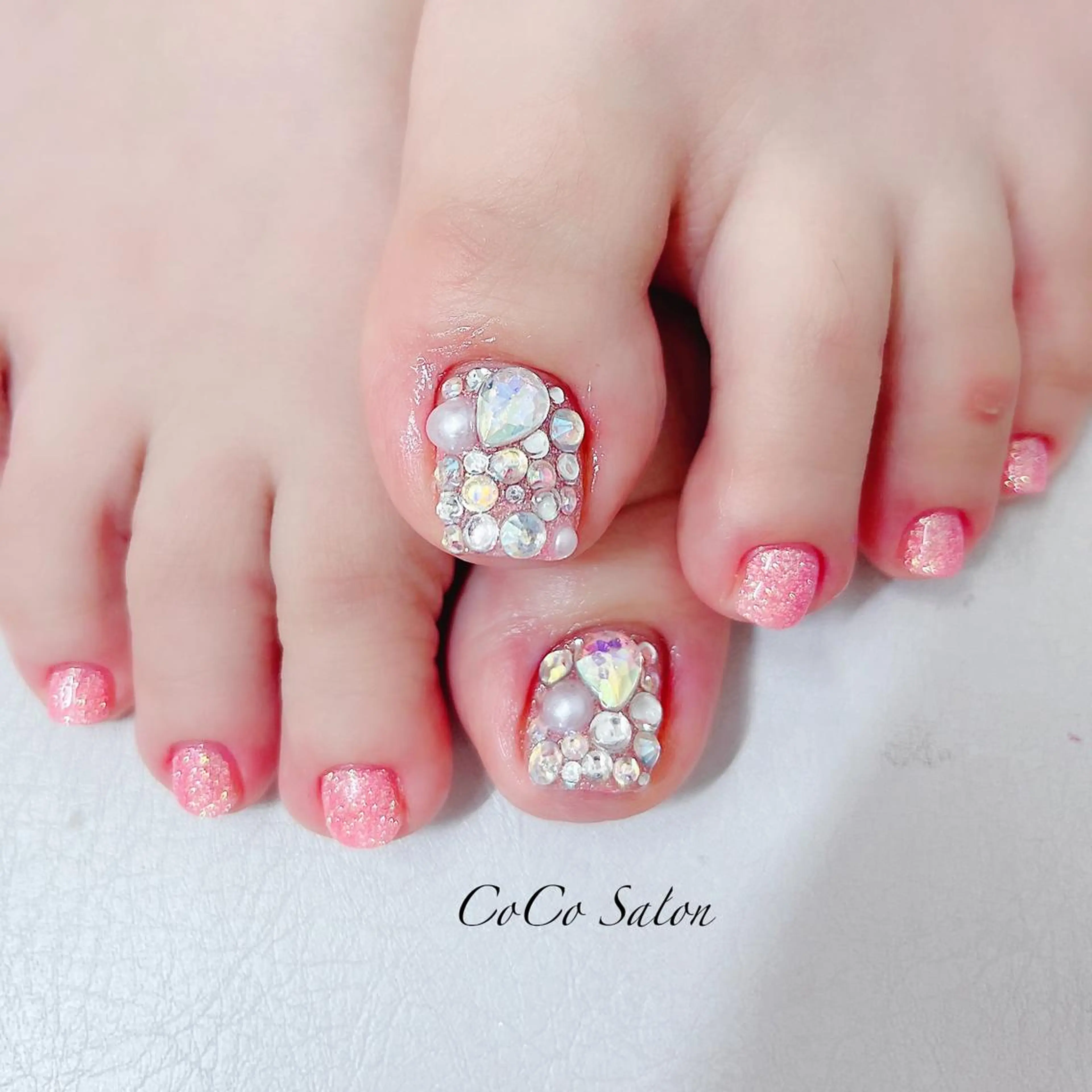 ネイル オーロラネイル 成人式 長さ出し フットネイル ジェルネイル フットネイル CoCoSalon ネイル/まつ毛予約のネイルデザイン