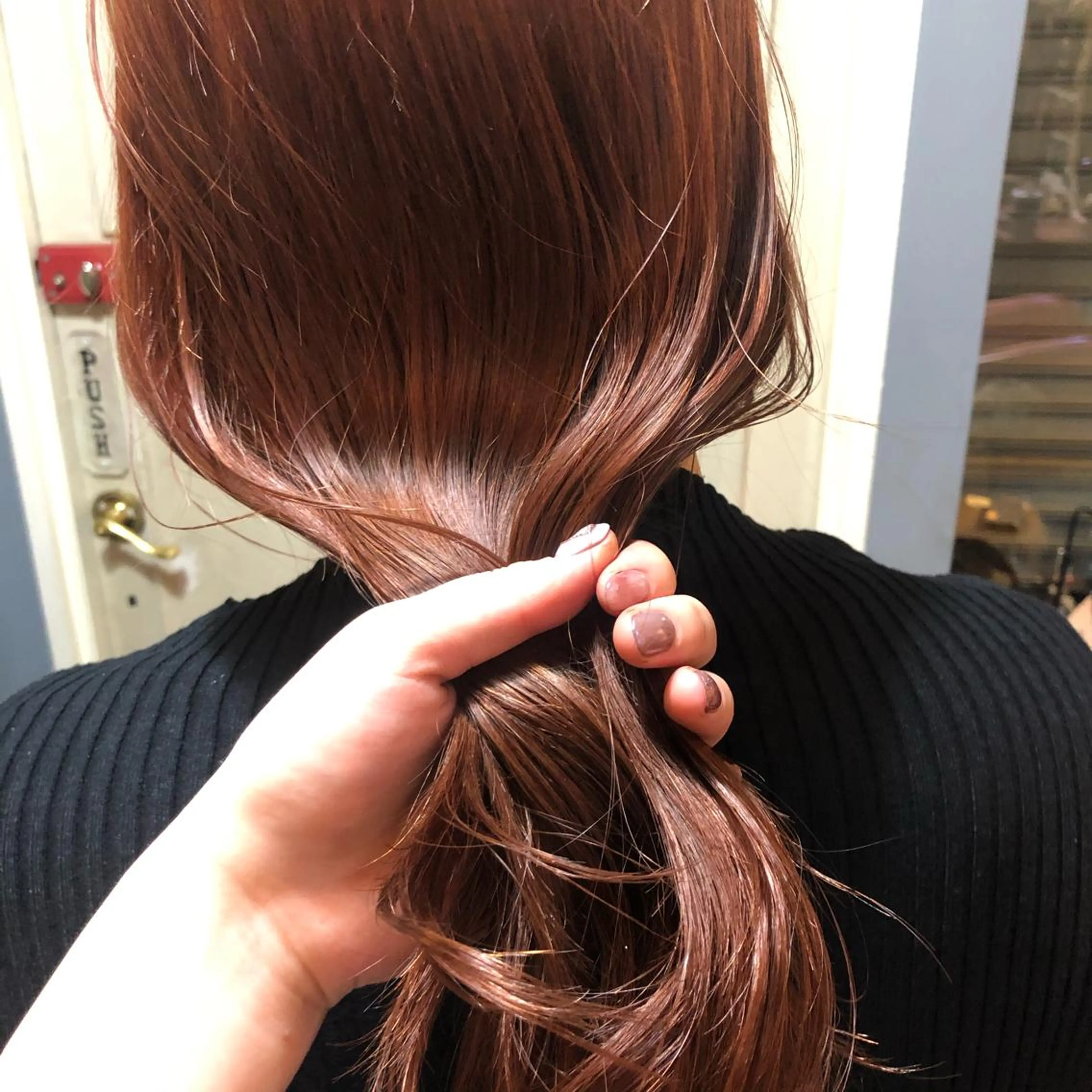 セミロング カラー AYANO ／レイヤー／オリーブのヘアスタイル