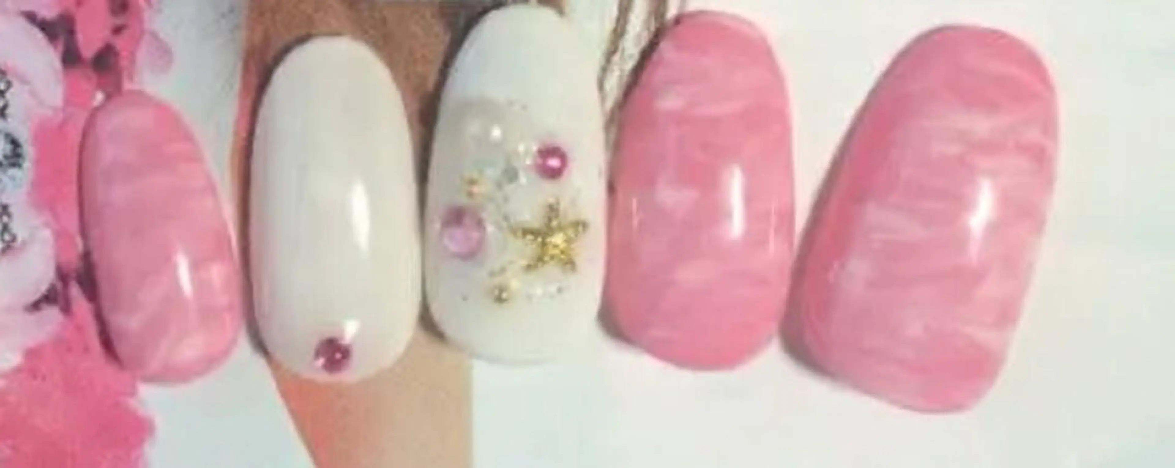 ネイル ハンドネイル ゲン レイカのネイルデザイン