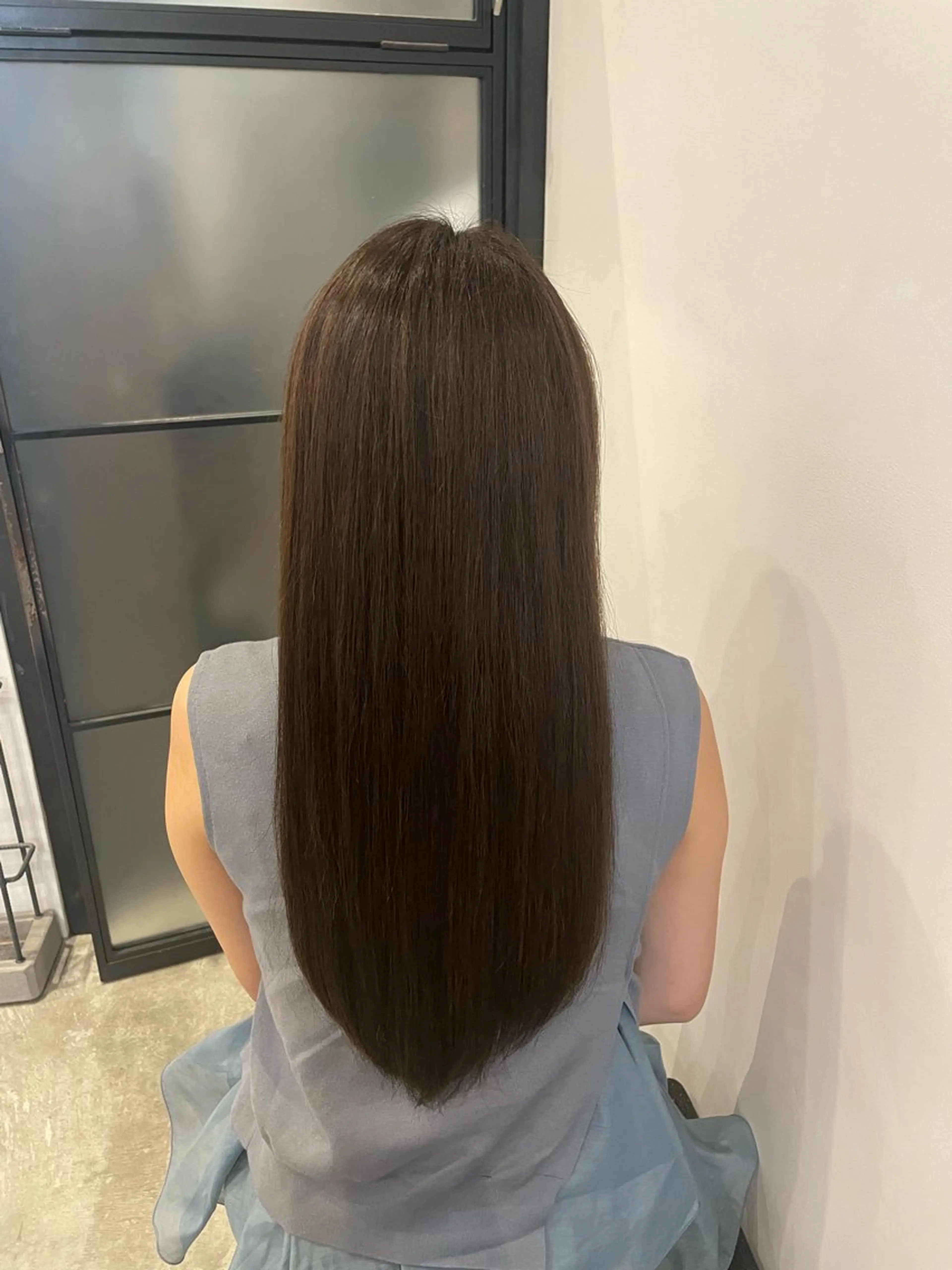 ロング レイヤーカット 🌱 ブリーチ  はるかのヘアスタイル