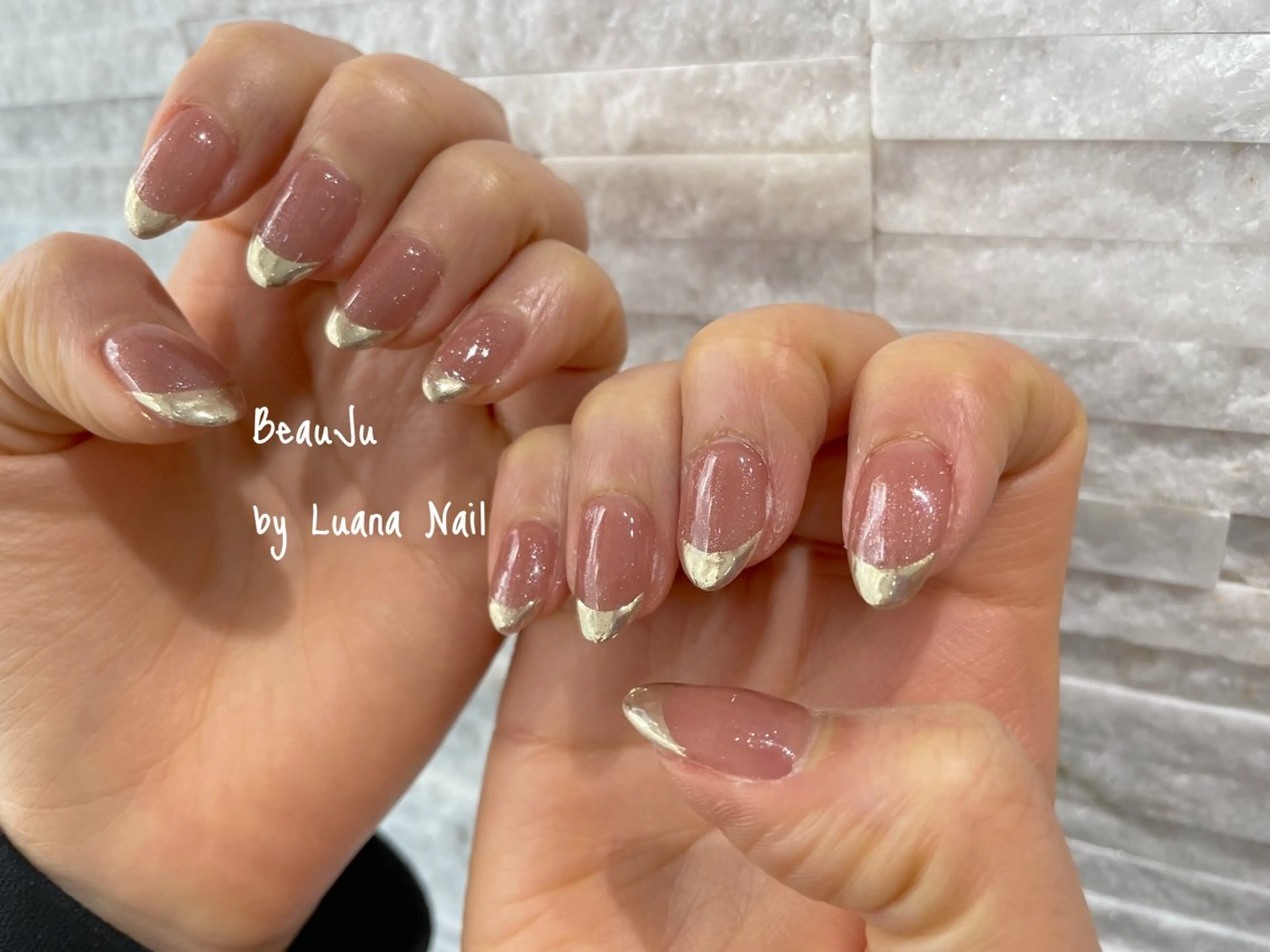 ネイル ミラーネイル ハンドネイル BeauJu by Luana Nailのネイルデザイン