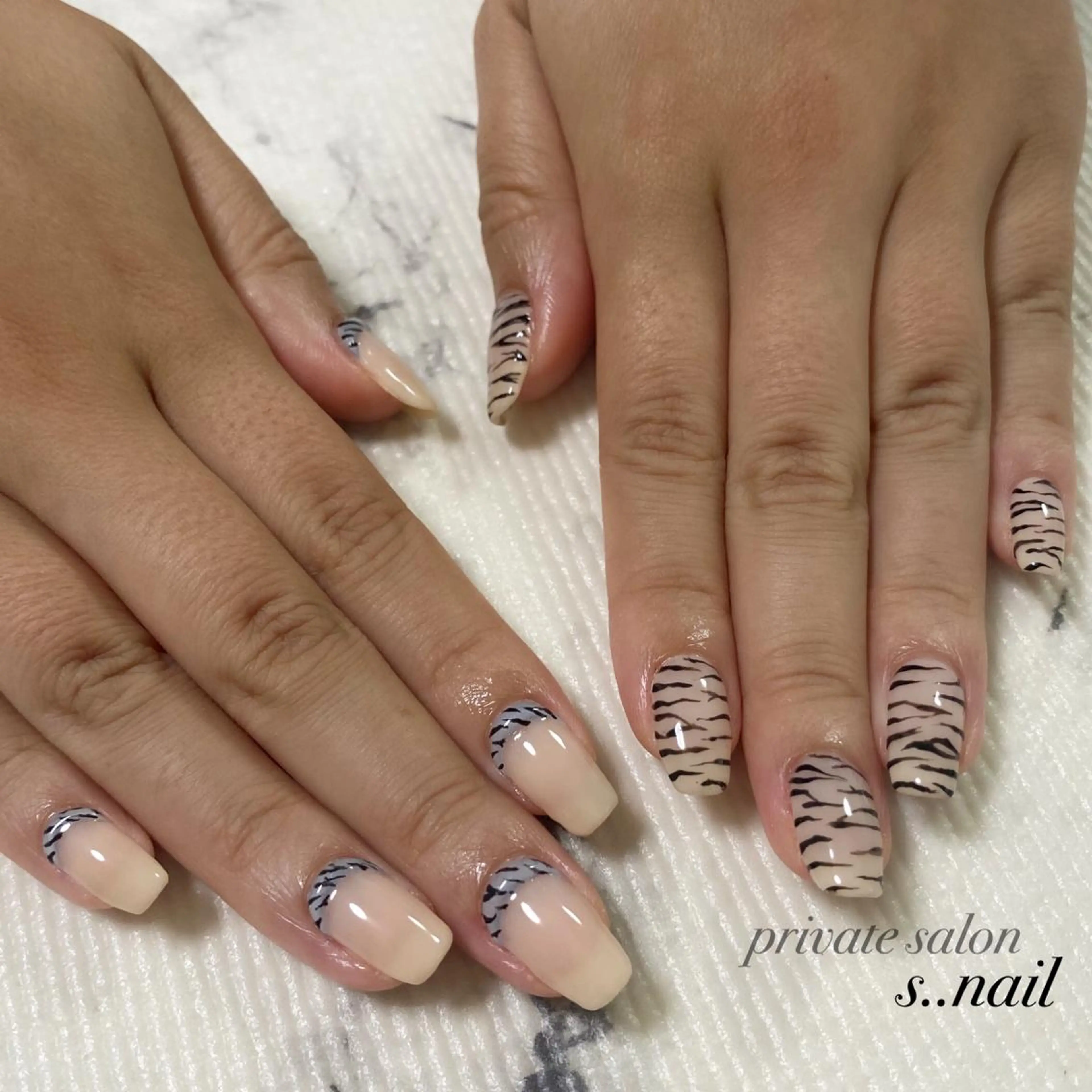 ネイル ホワイト ハンドネイル フットネイル s..nail / MORITAのネイルデザイン
