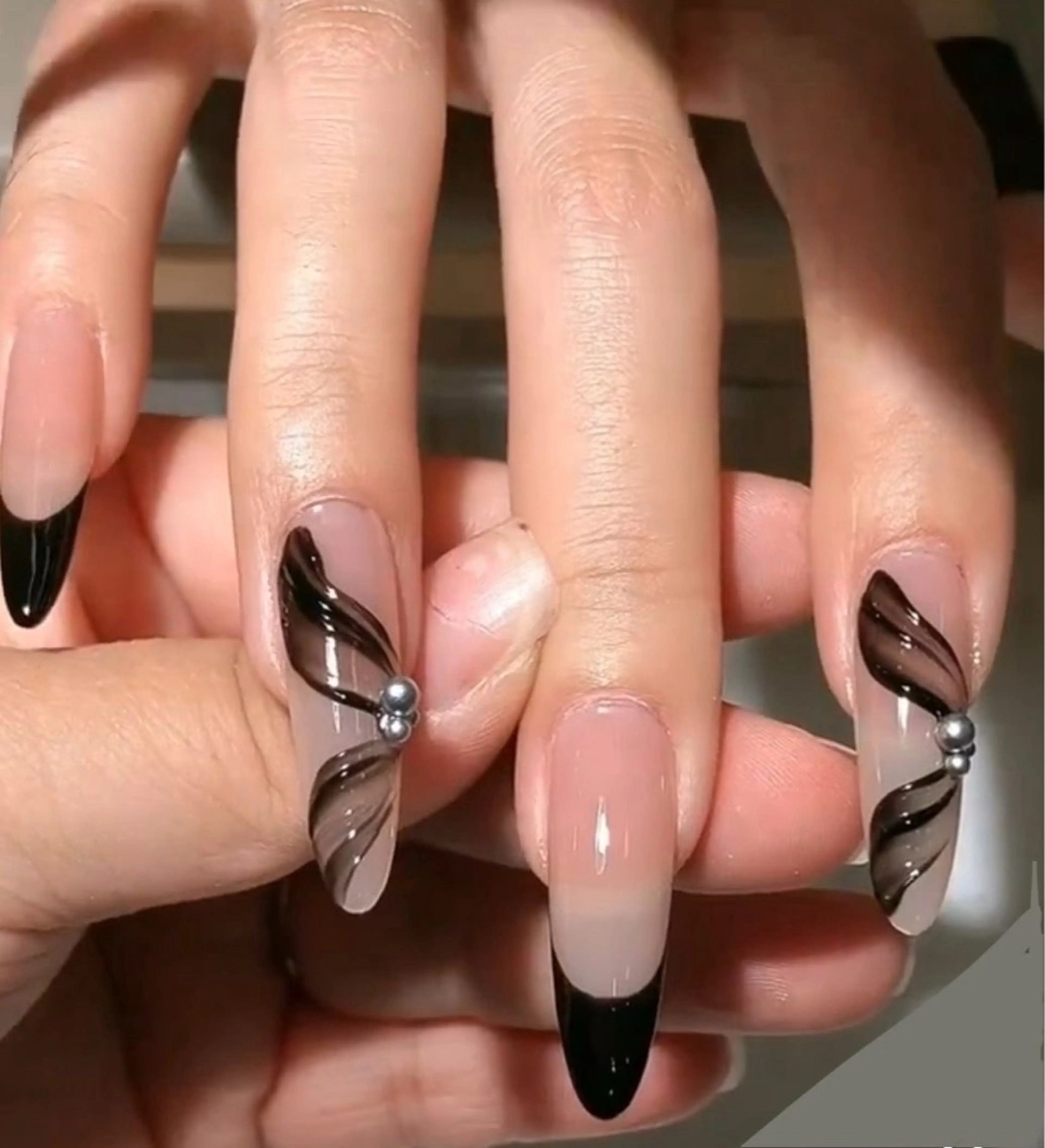 ネイル ハンドネイル RINN ANA.CHUOのネイルデザイン