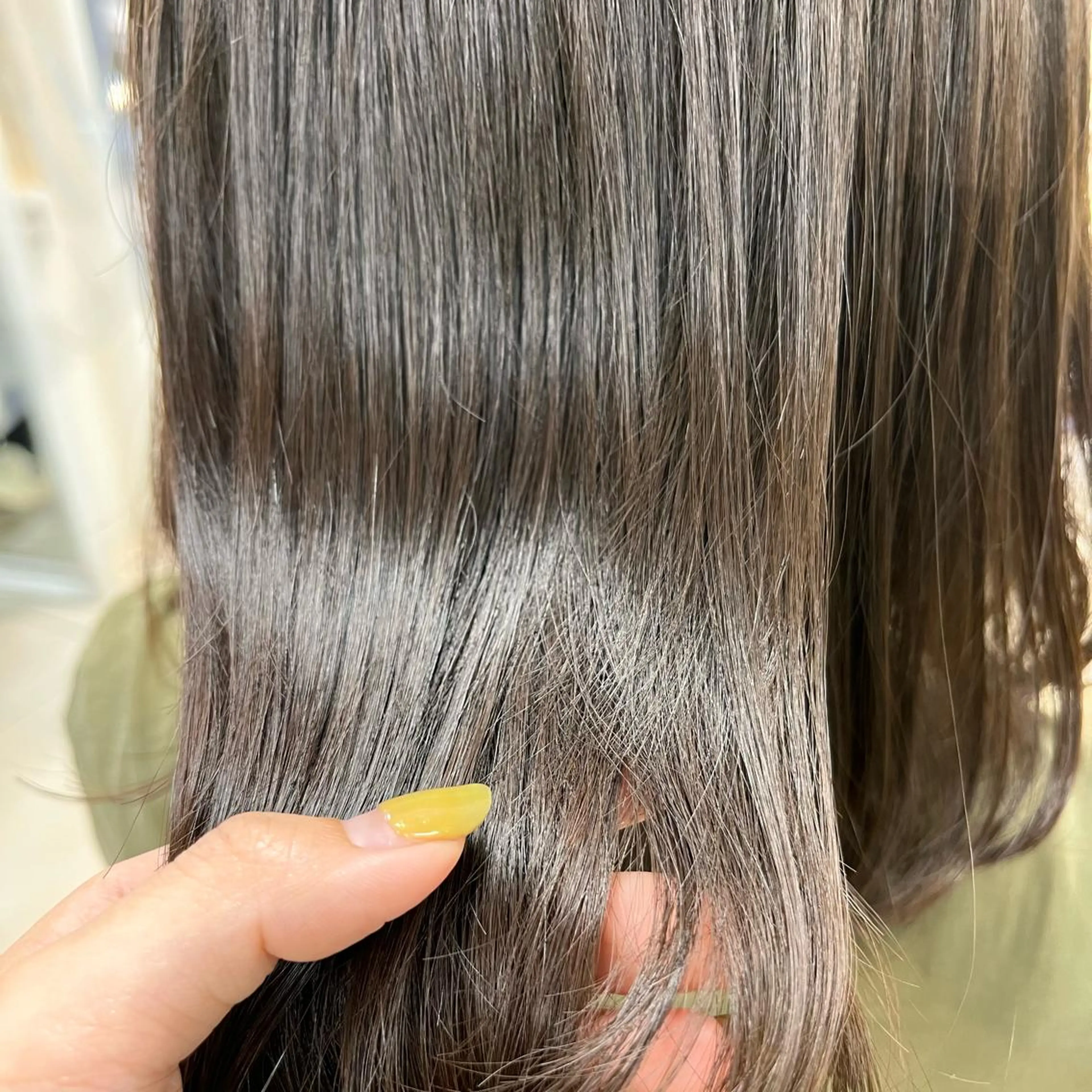 ミディアム カラー アッシュ ベージュカラー オリーブベージュ 【メンズ縮毛矯正/ Ryokaのヘアスタイル