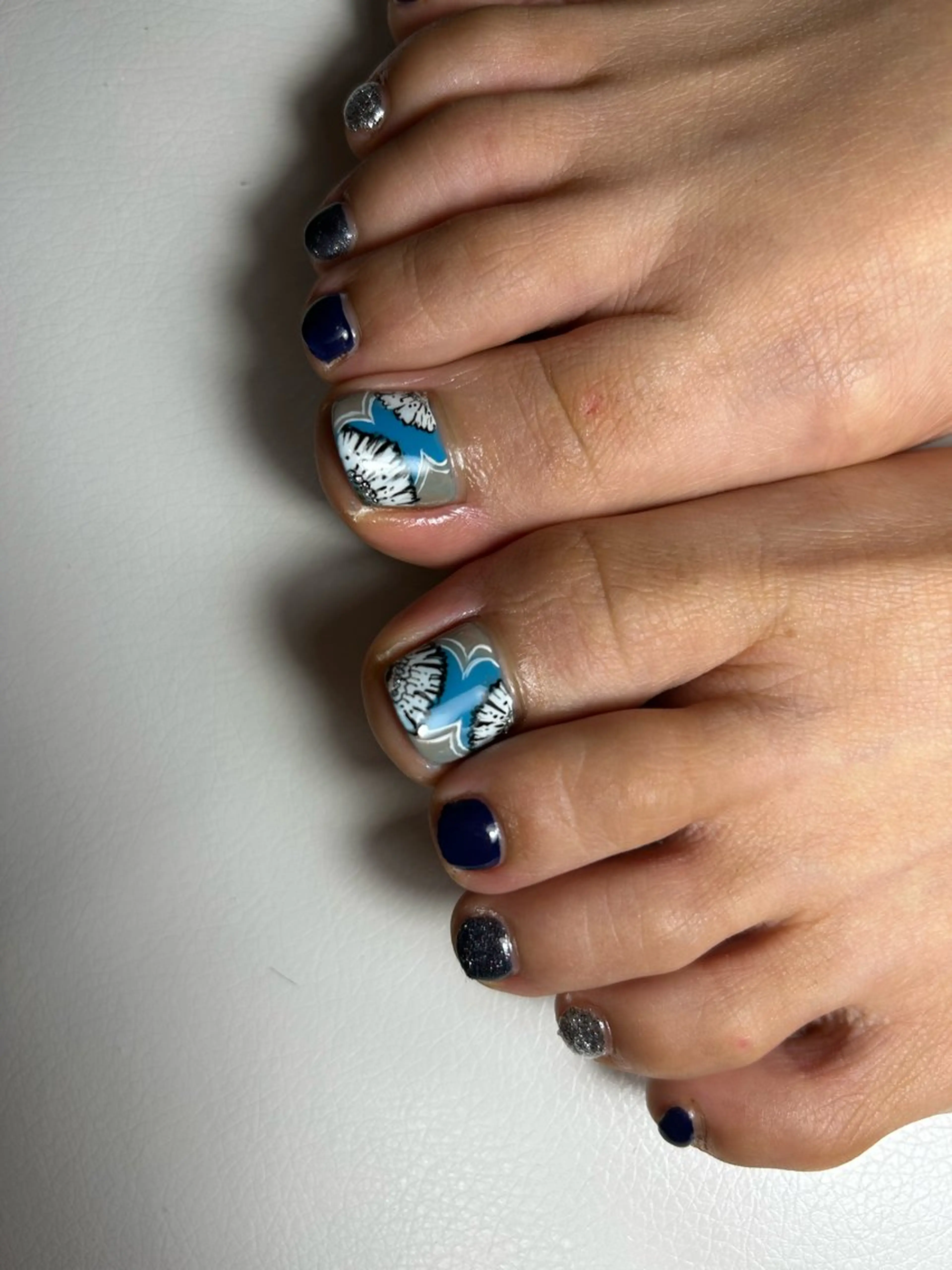 ネイル 大崎 奈々のネイルデザイン