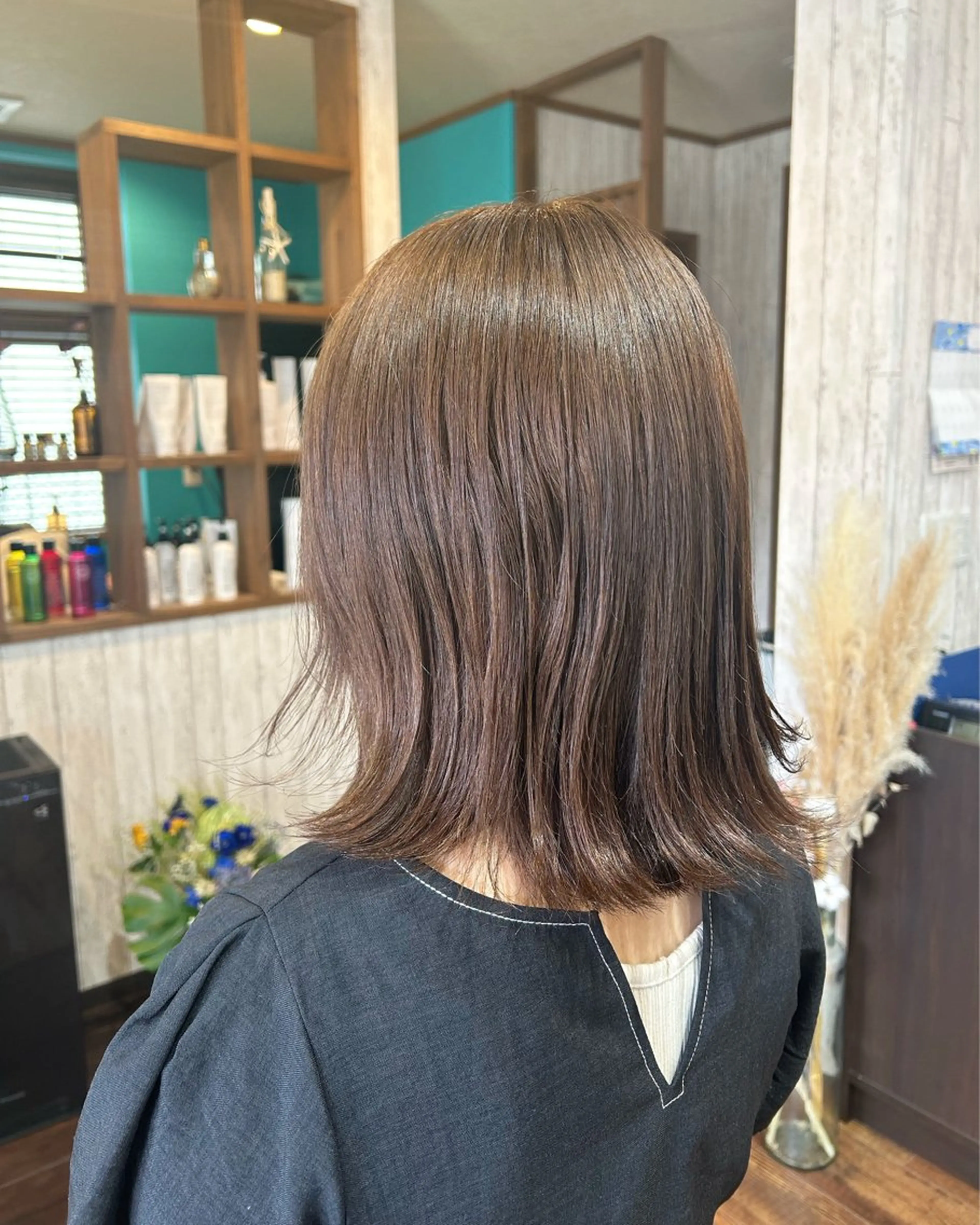 カラー 早坂 さくらのヘアスタイル
