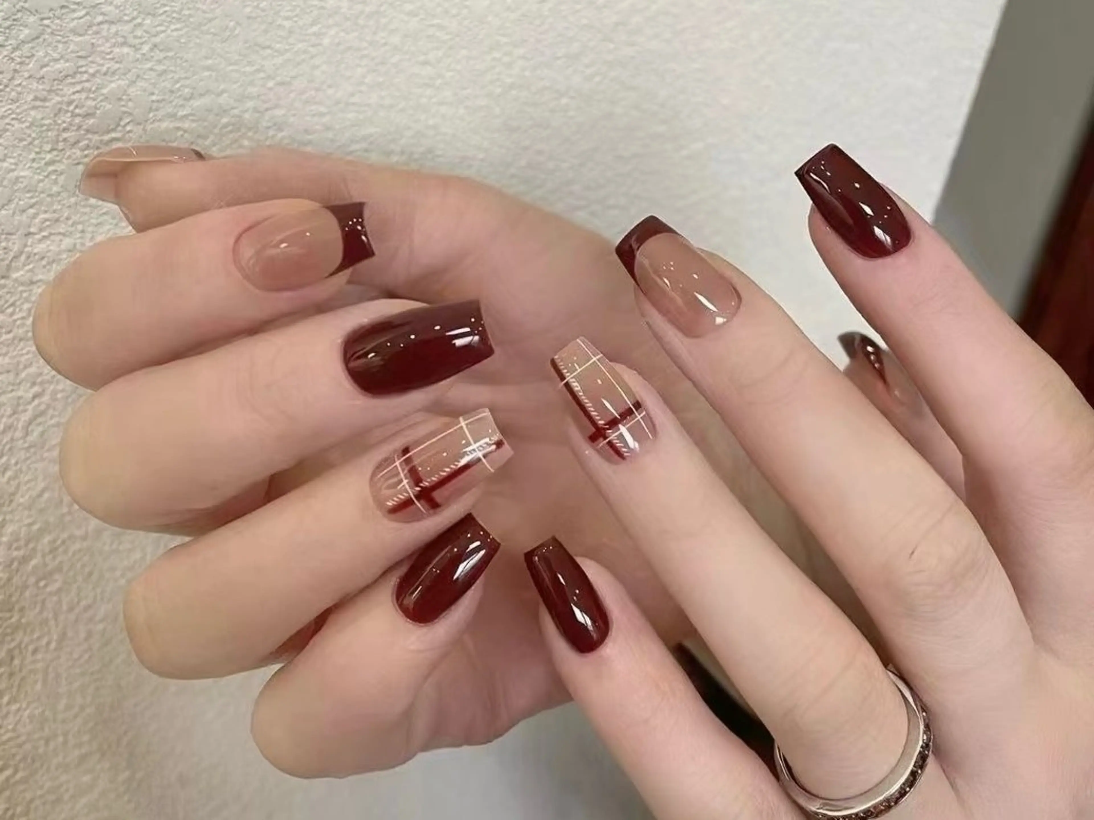 ネイル ハンドネイル TOUTOU所属・TOUTOU. Yuriのネイルデザイン