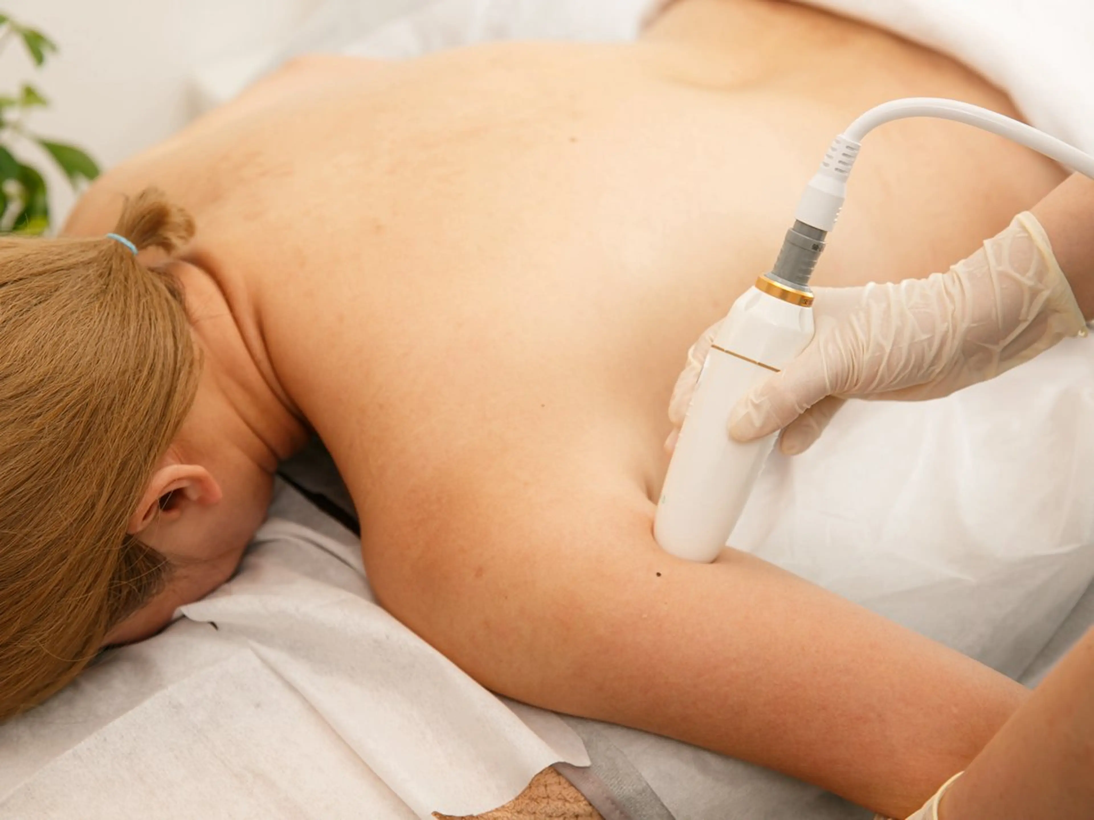 エステ リラク ホワイティアビシェル ウラワ　白澤奇のエステ・リラクイメージ