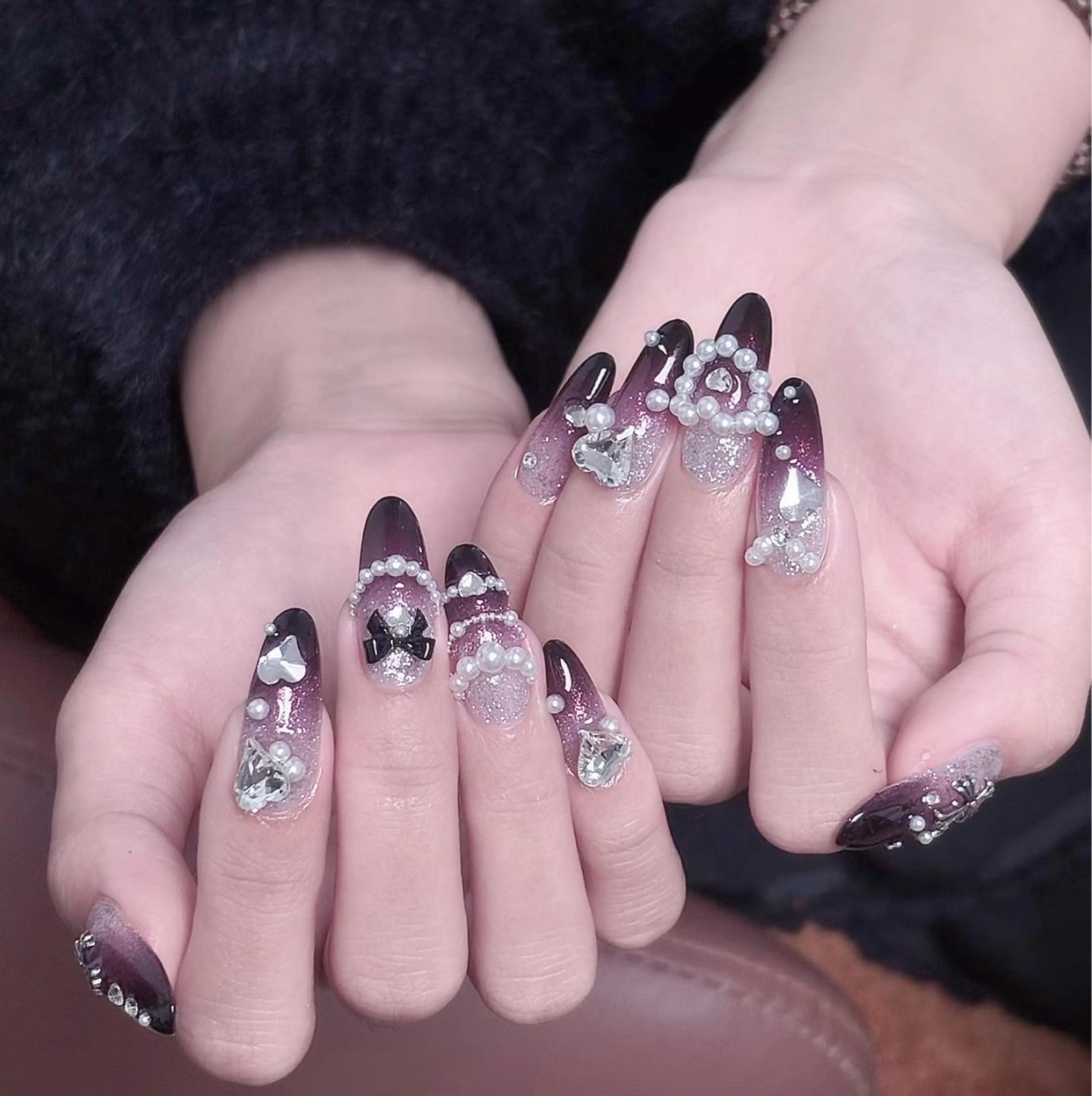 ネイル チークネイル 長さ出し フレンチネイル ガーリー 韓国ネイル ハンドネイル ハンドケア Sun Nail 池袋のエステ・リラクイメージ