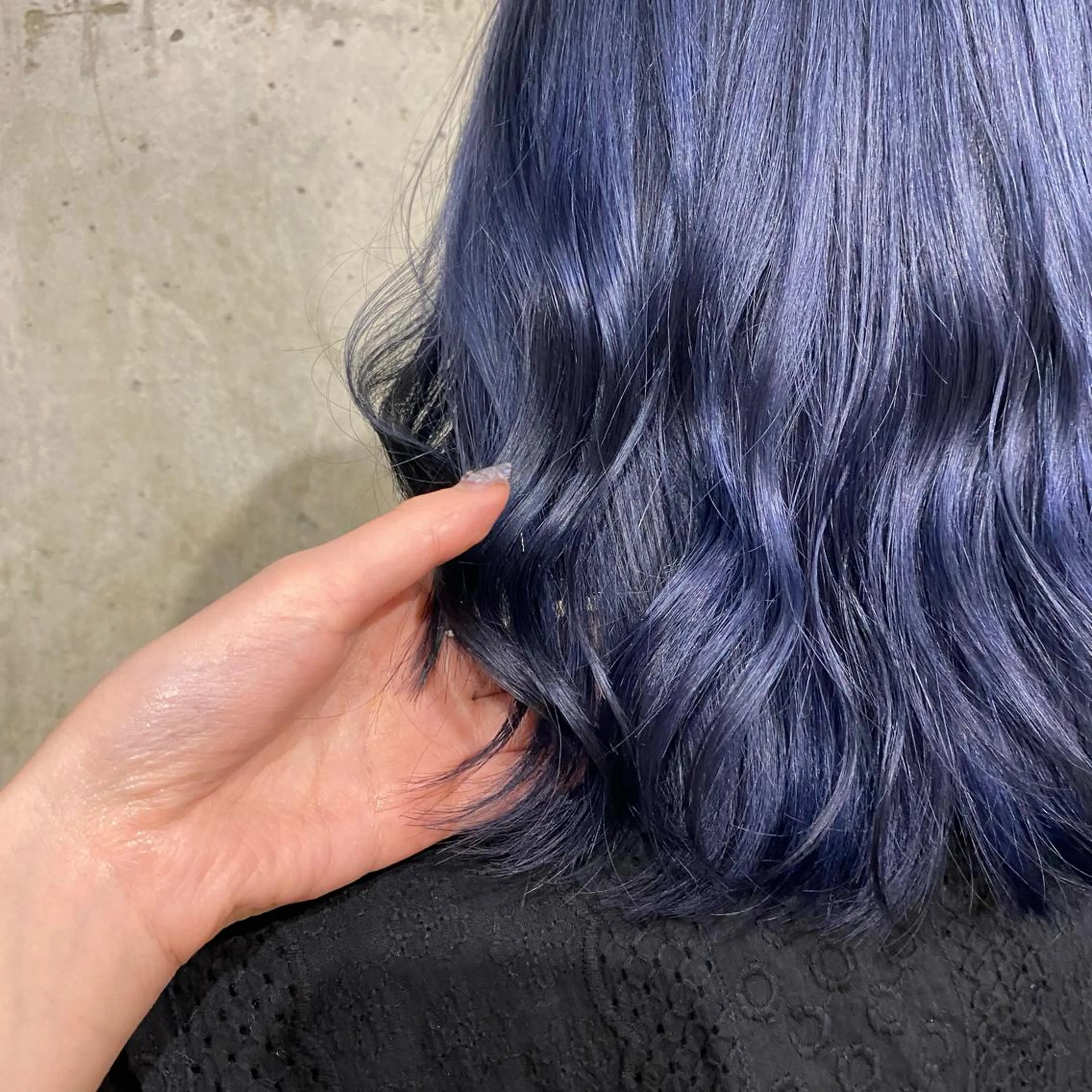 ミディアム カラー ブリーチ ブルーカラー ヘアカラー Ayaka🩰🎀 ガーリー/暖色♡のヘアスタイル