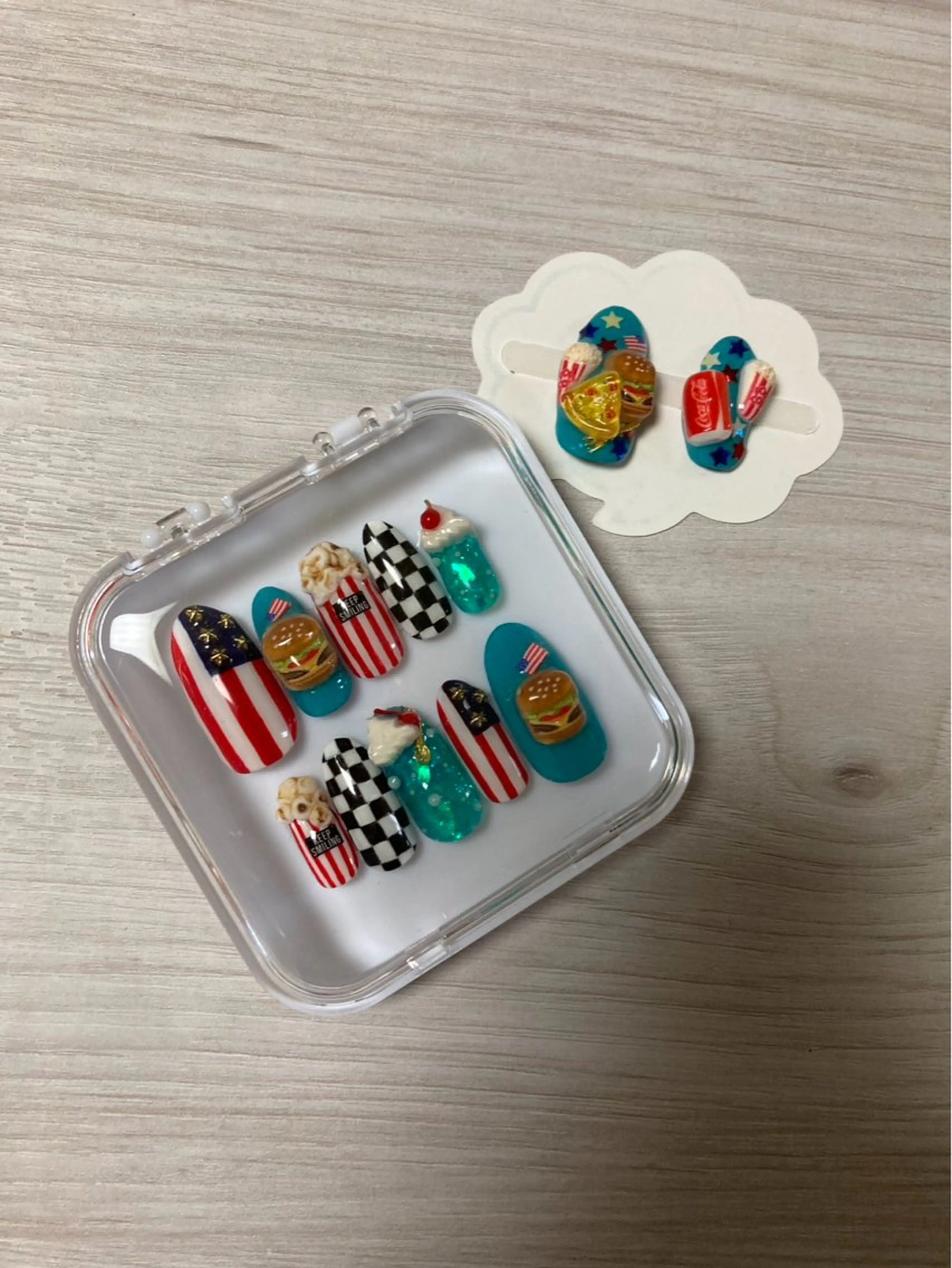 ネイル ハンドネイル 安藤 Charlotteのネイルデザイン