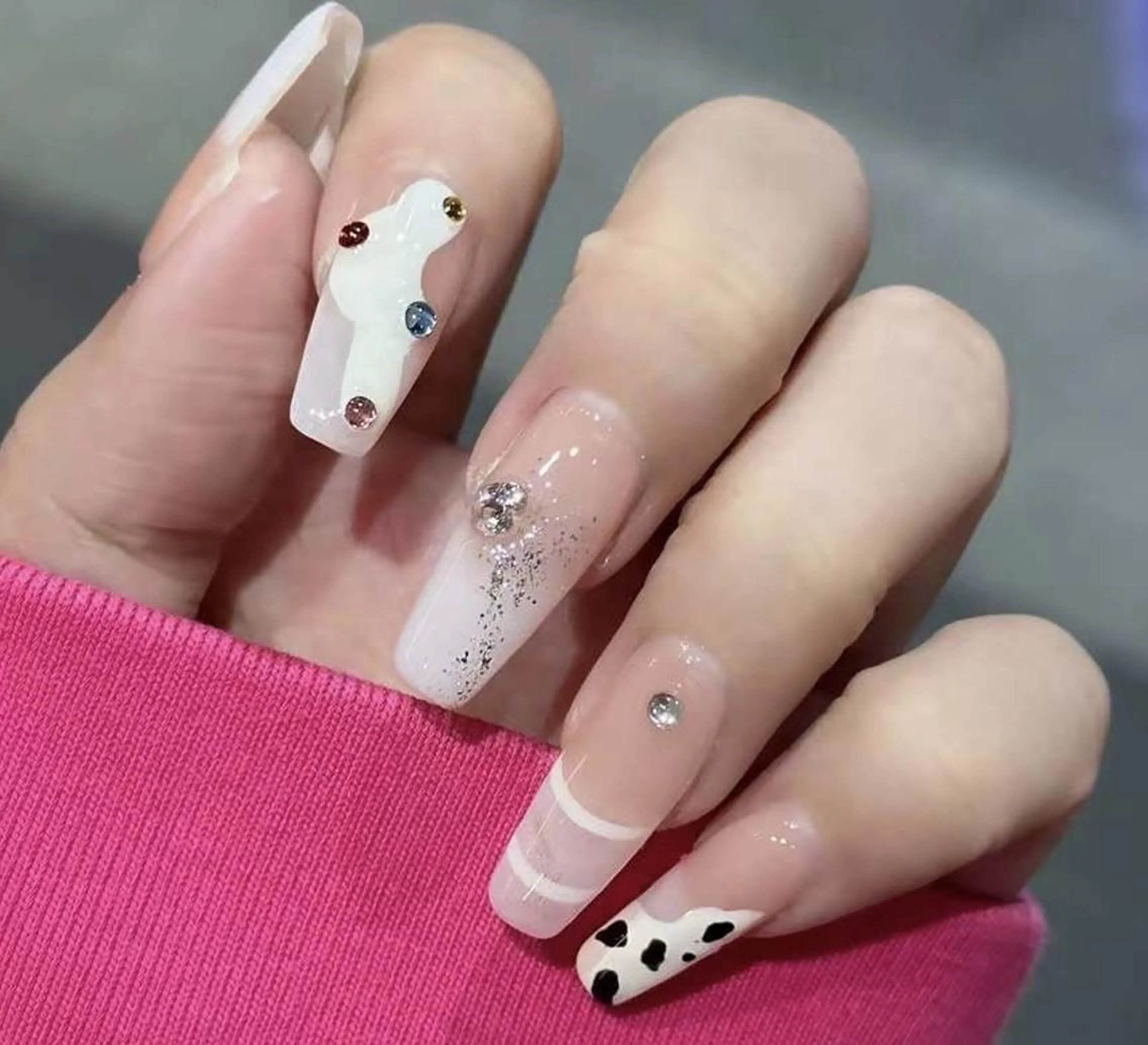 ネイル VIVIAN エイのネイルデザイン