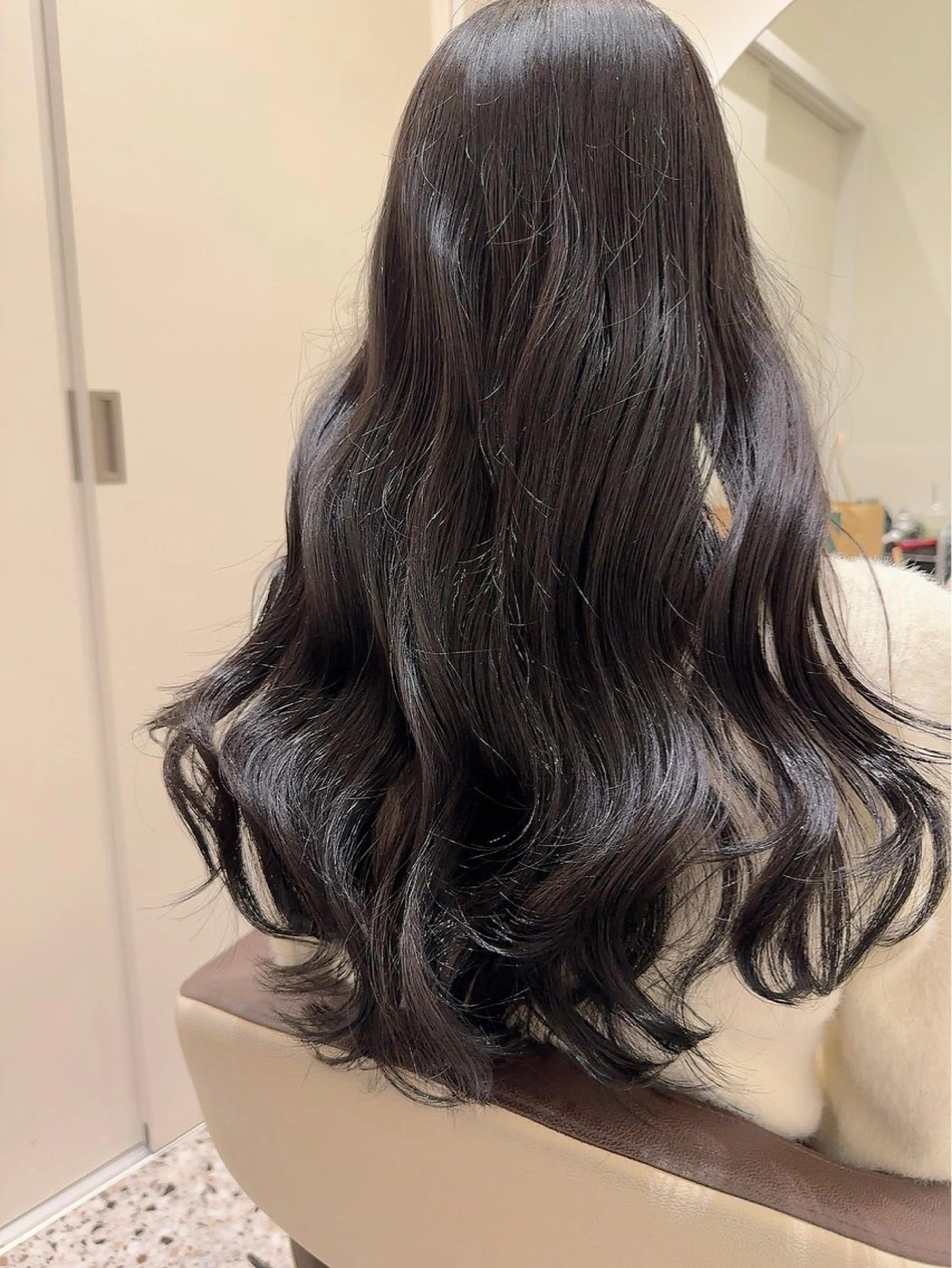 ロング カラー カラースペシャリスト ・齊藤 羽瑠輝のヘアスタイル