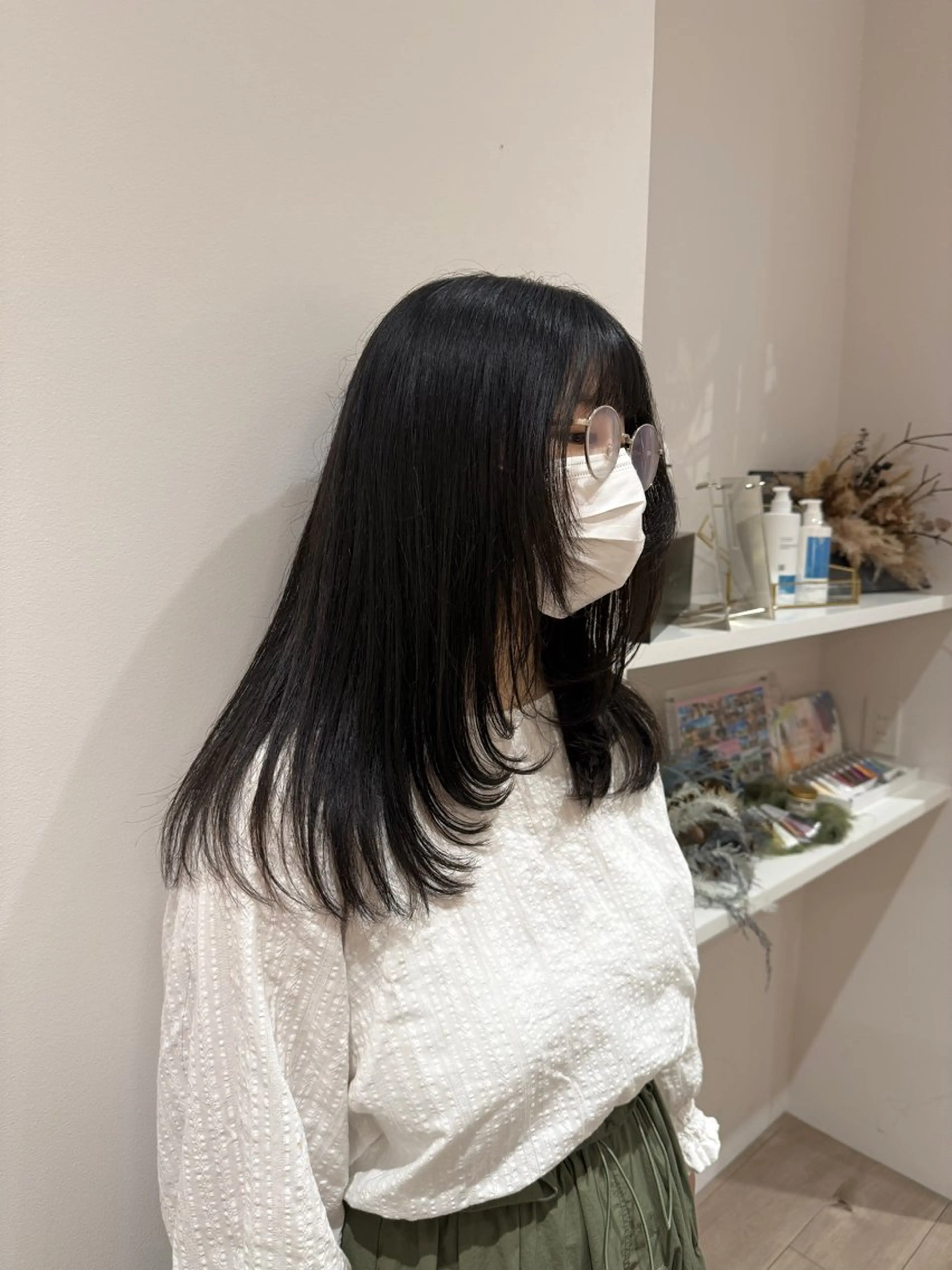 セミロング レイヤーカット RosierBlue 工藤のヘアスタイル