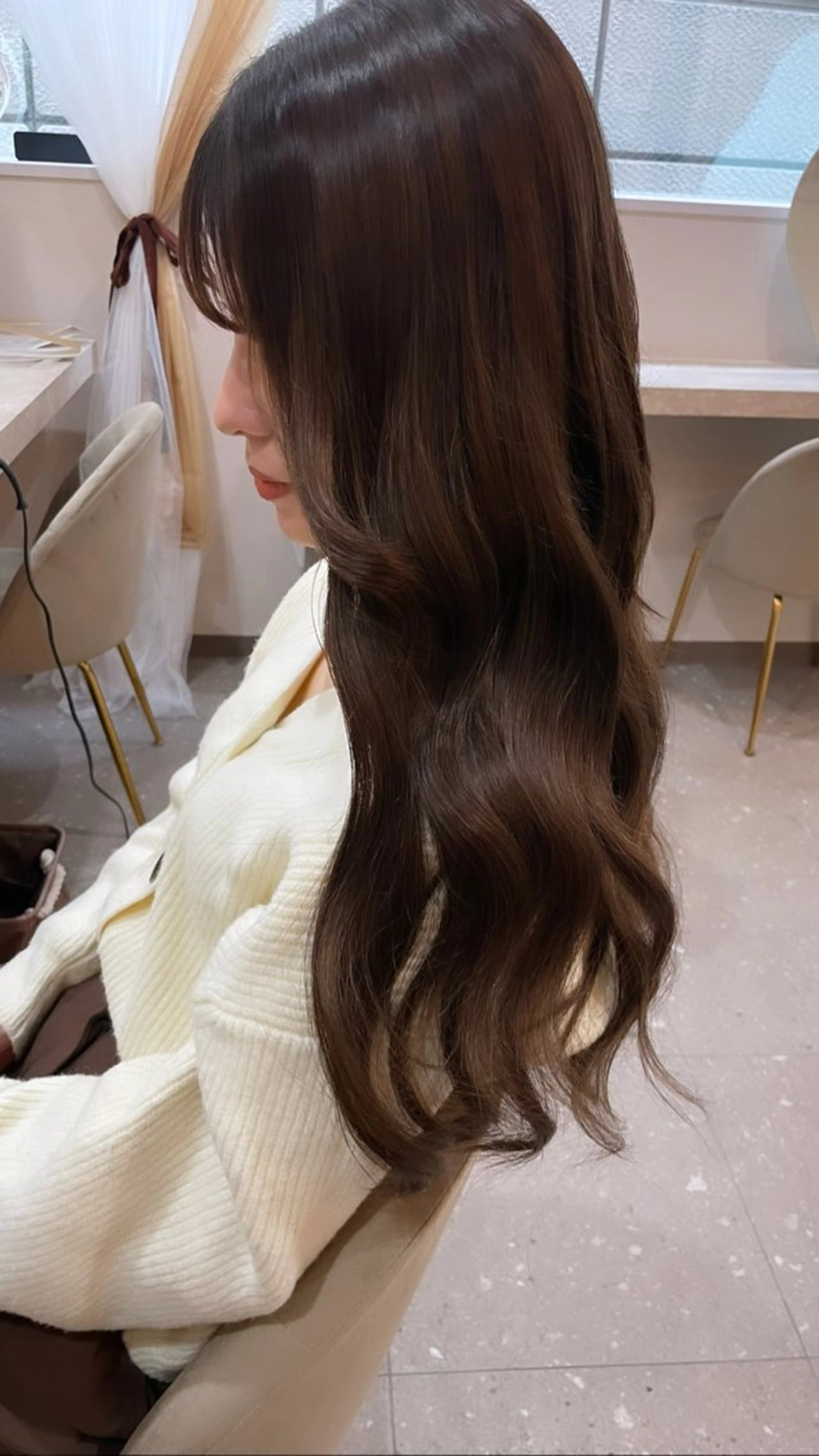 ロング Mila chihiroのヘアスタイル