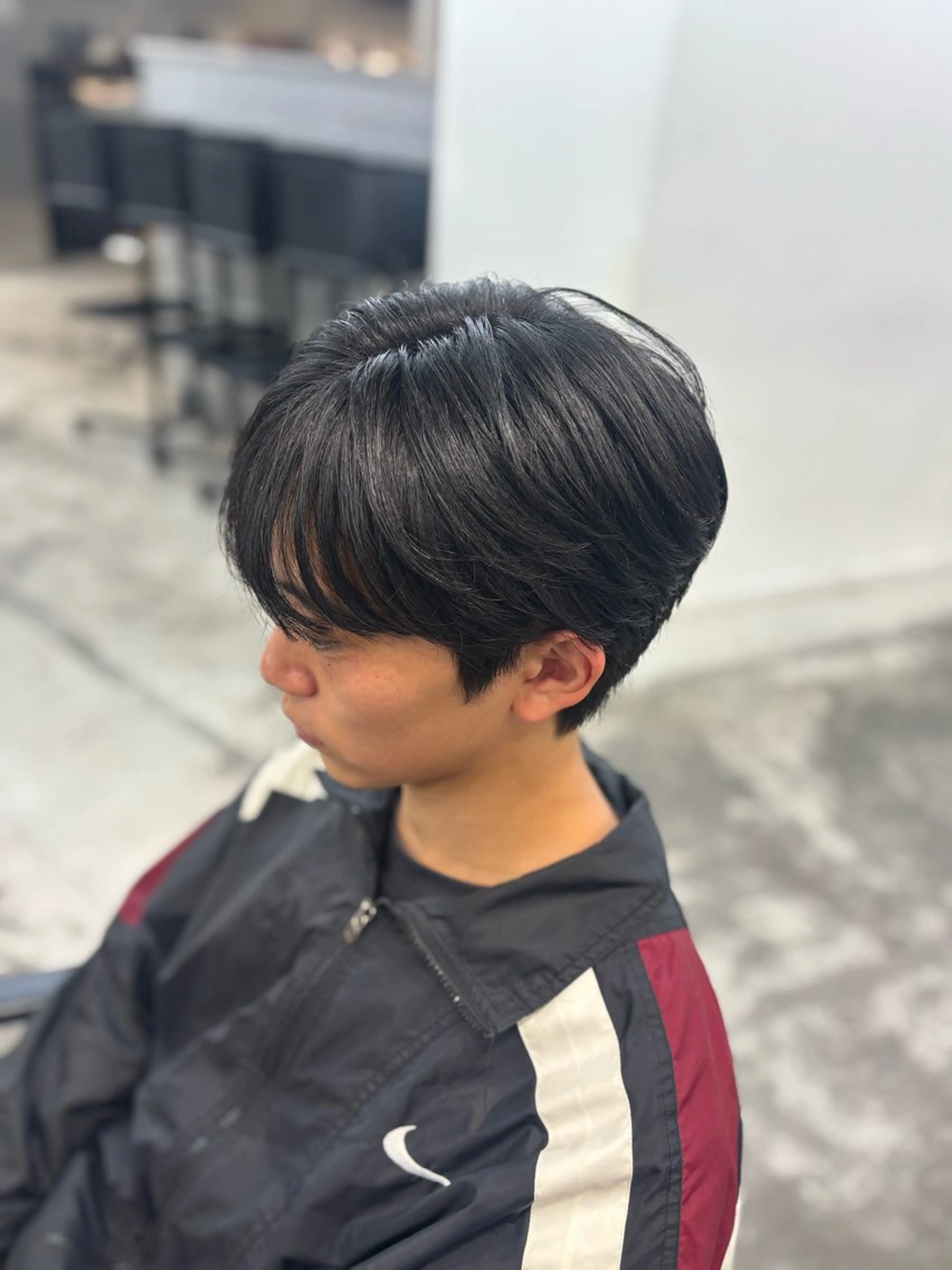 メンズ メンズ韓国風 マッシュ シースルーマッシュ カット レイヤー sala 推しカラー職人🎀のヘアスタイル