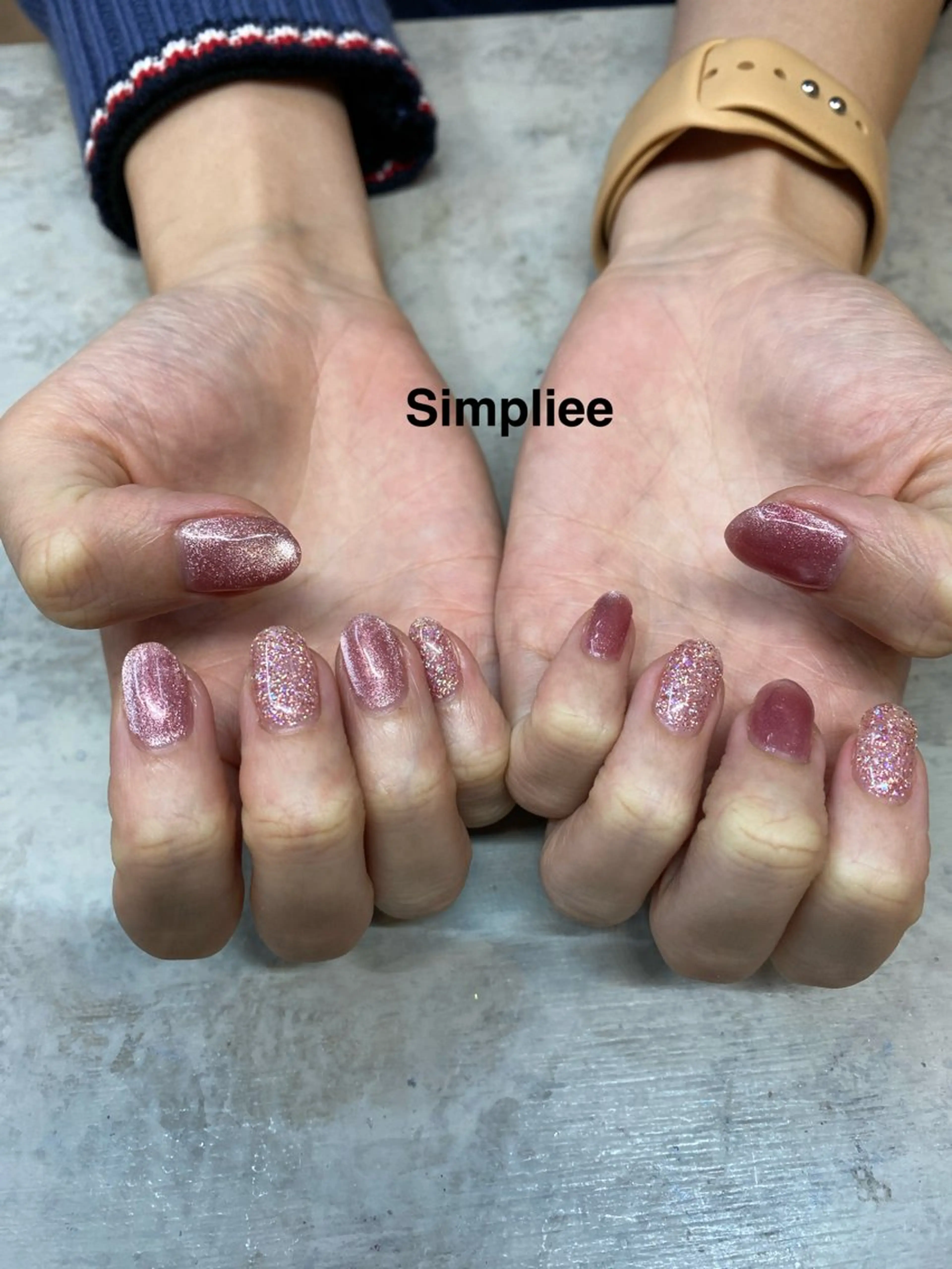 ネイル ワンカラーネイル シンプリーワン 渋谷店🪄MOENAのネイルデザイン