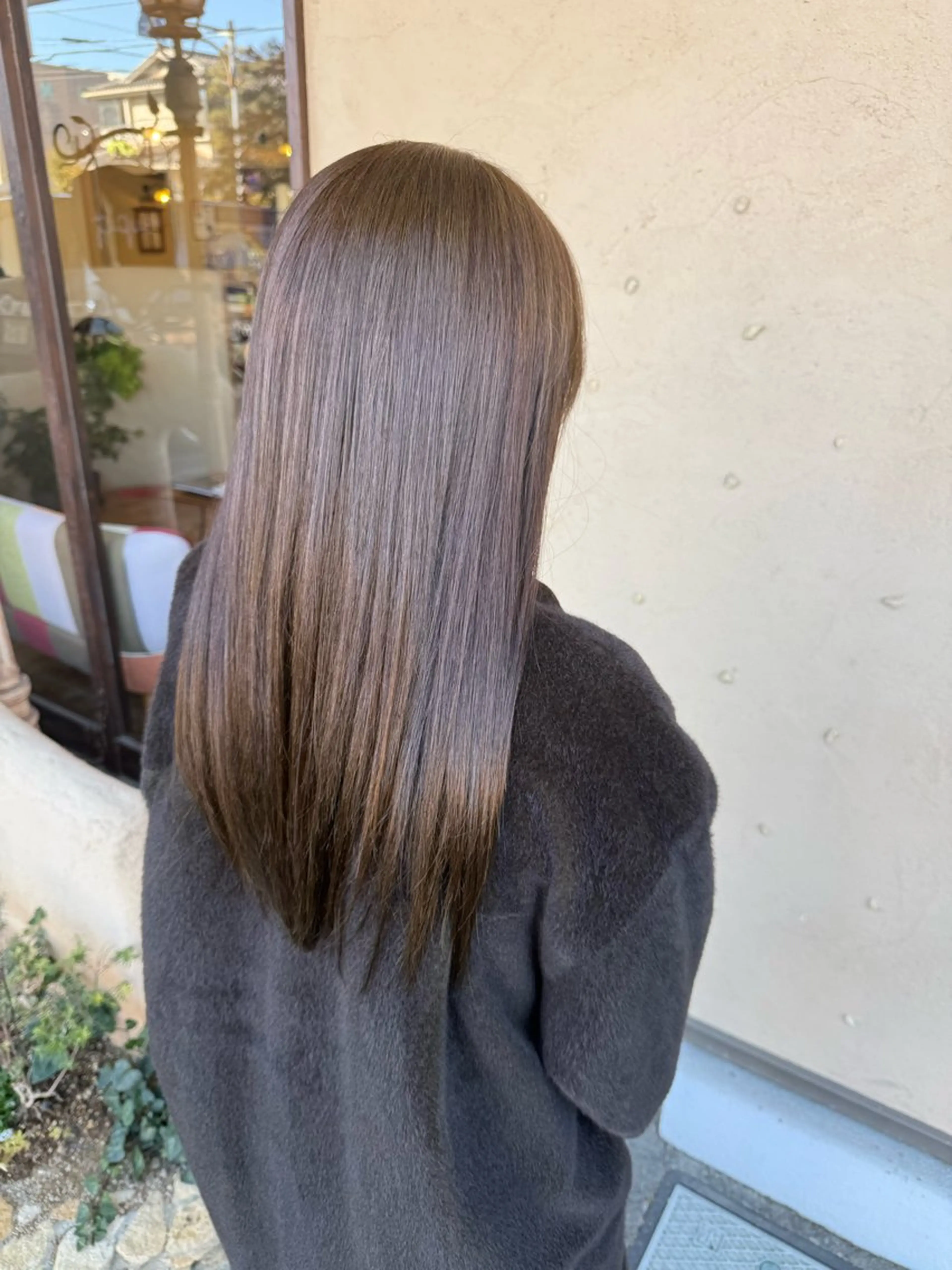 ロング カラー 鈴木 未歩のヘアスタイル