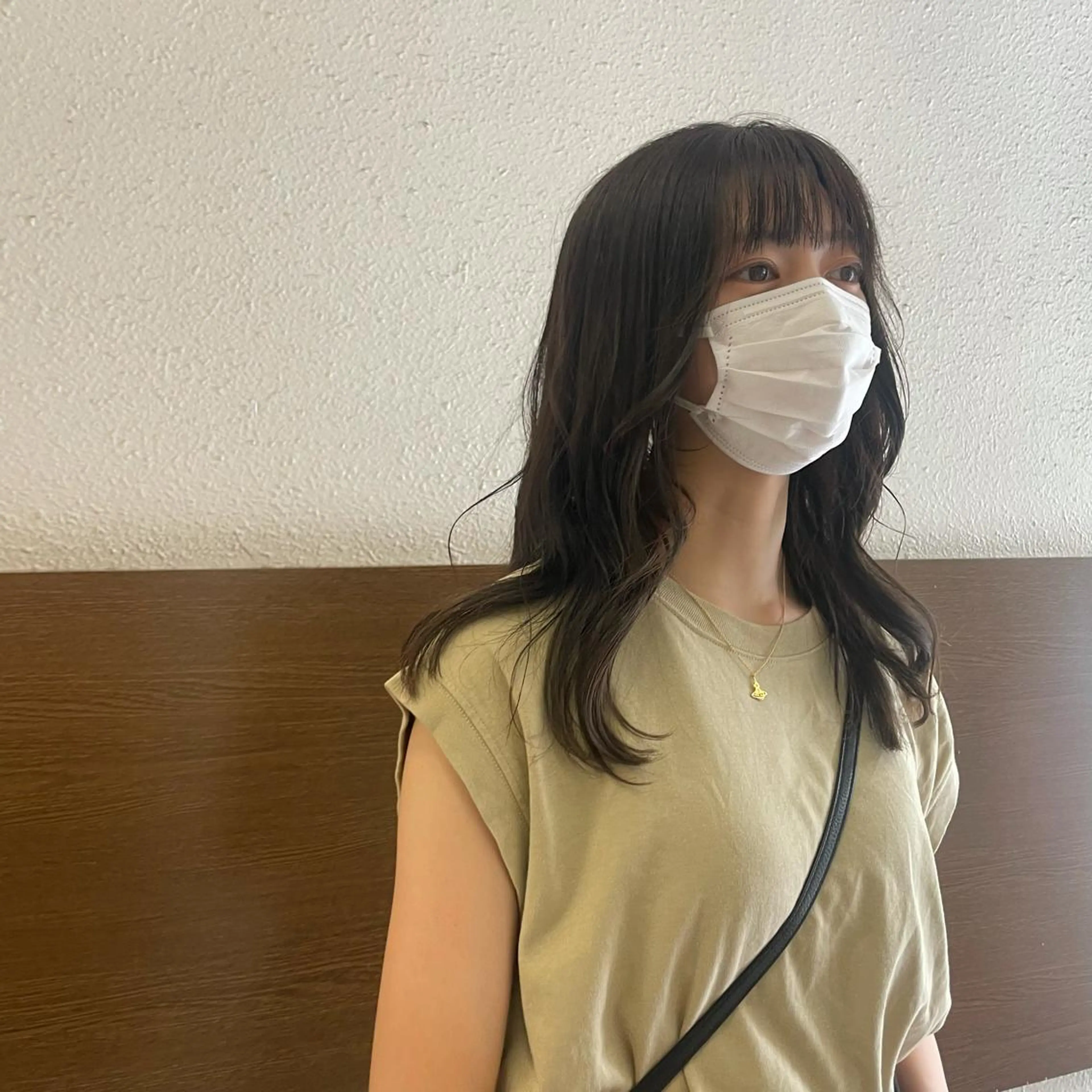 セミロング カラー くせ毛 かねやす ゆなのヘアスタイル