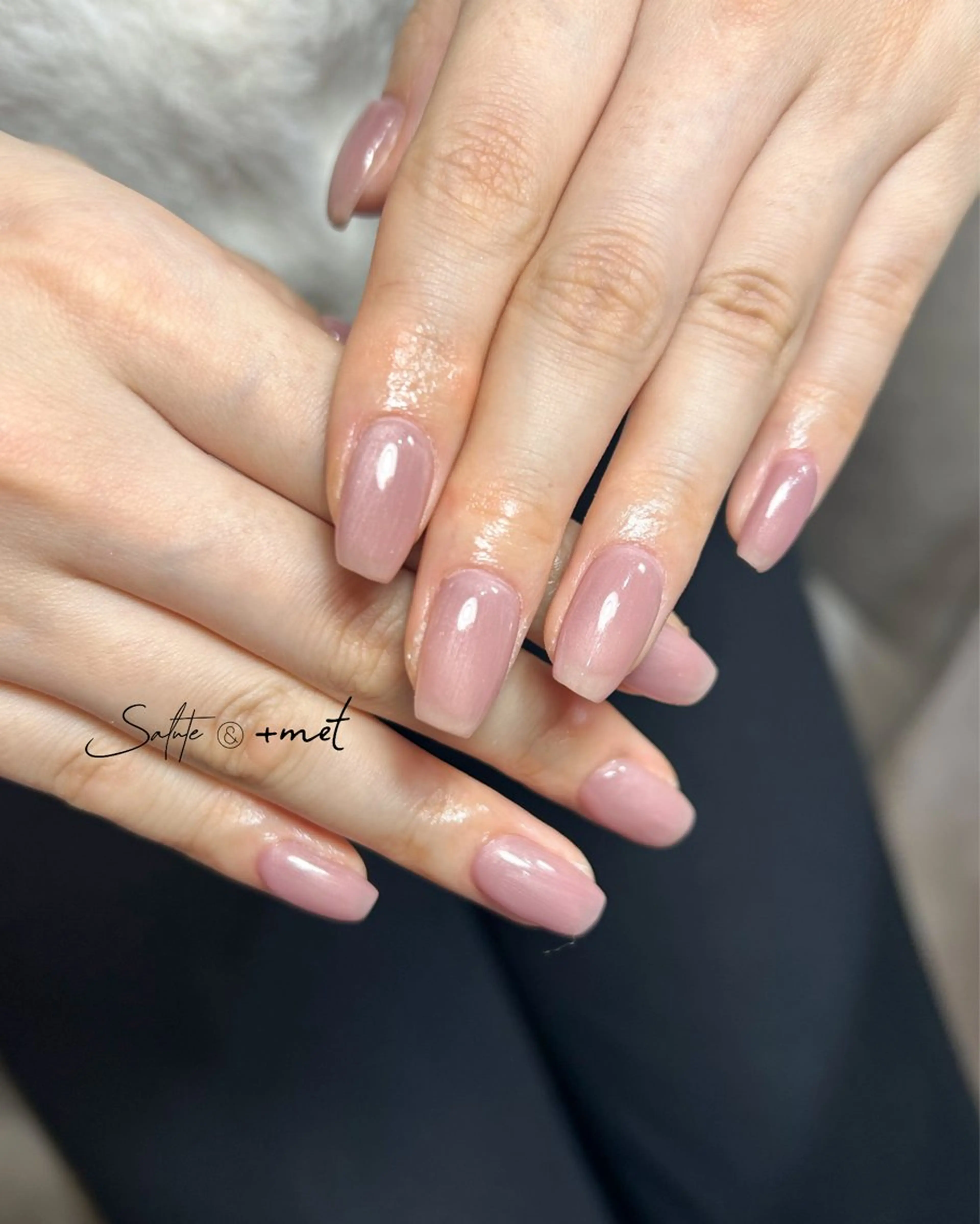 ネイル ジェルネイル マグネットネイル ピンク ハンドネイル 渋谷 怜奈のネイルデザイン