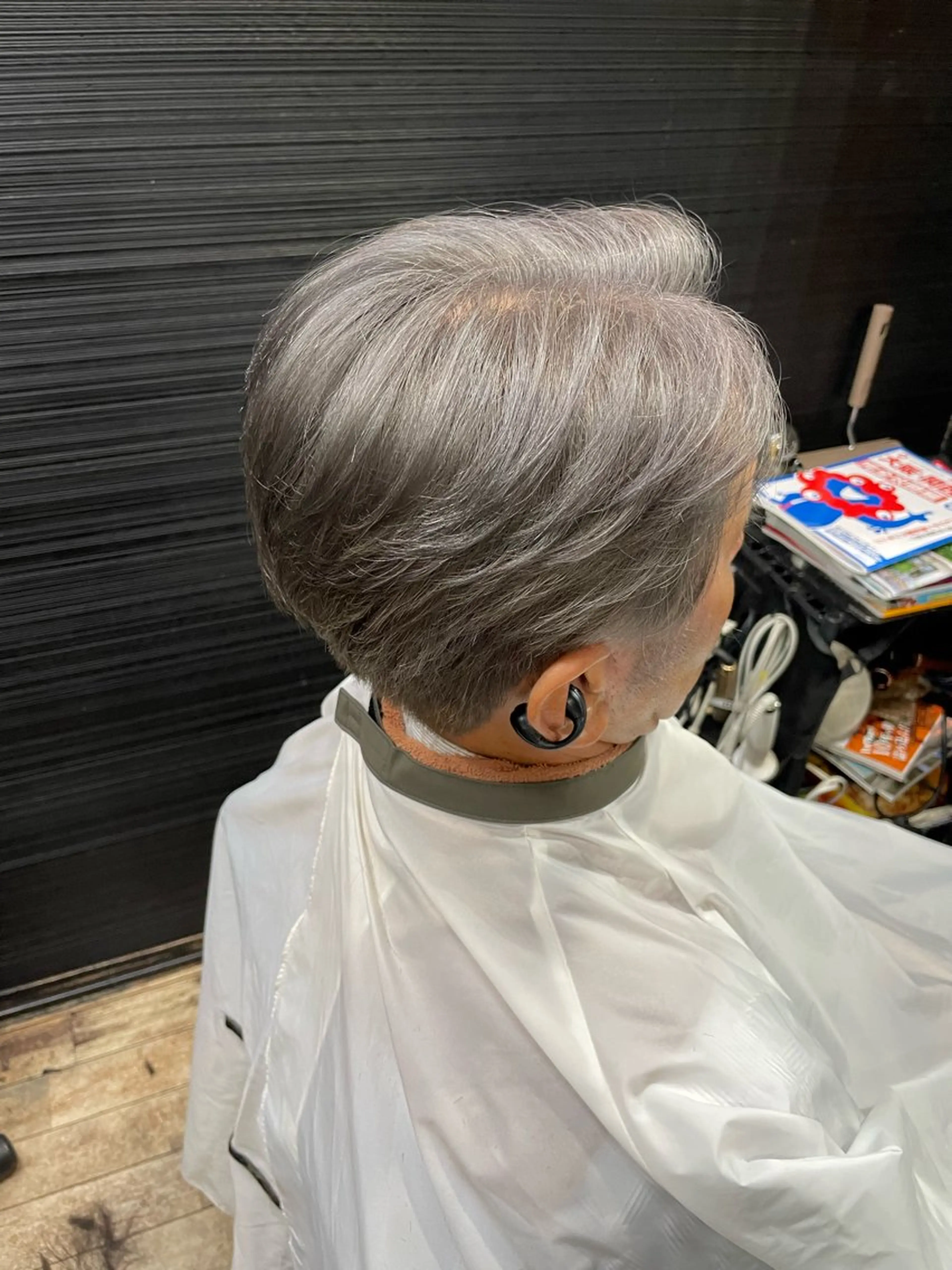 ショート カット ヘアカラー 山本 雅由のヘアスタイル