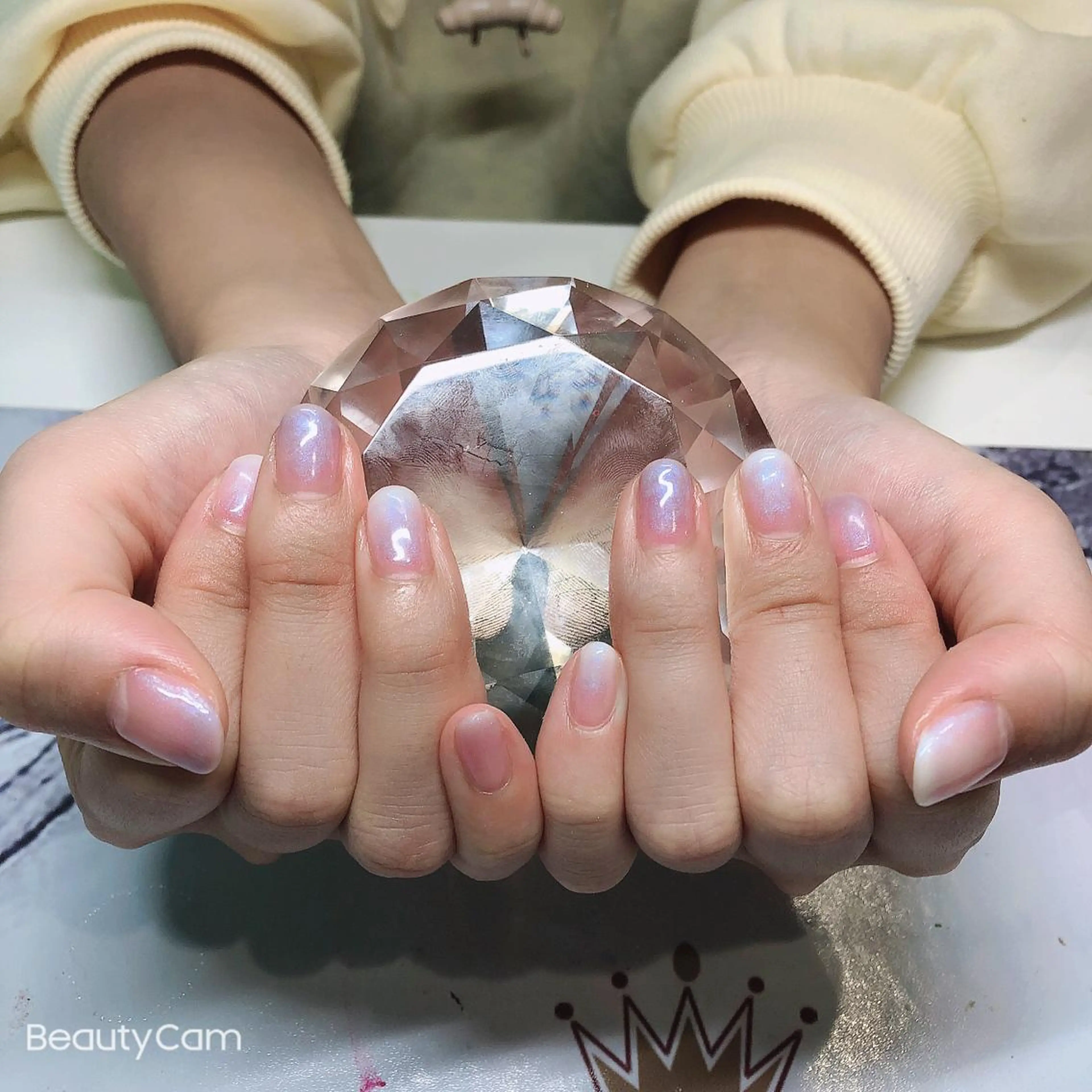 ネイル ガレンドウ 白澤 愛子のネイルデザイン