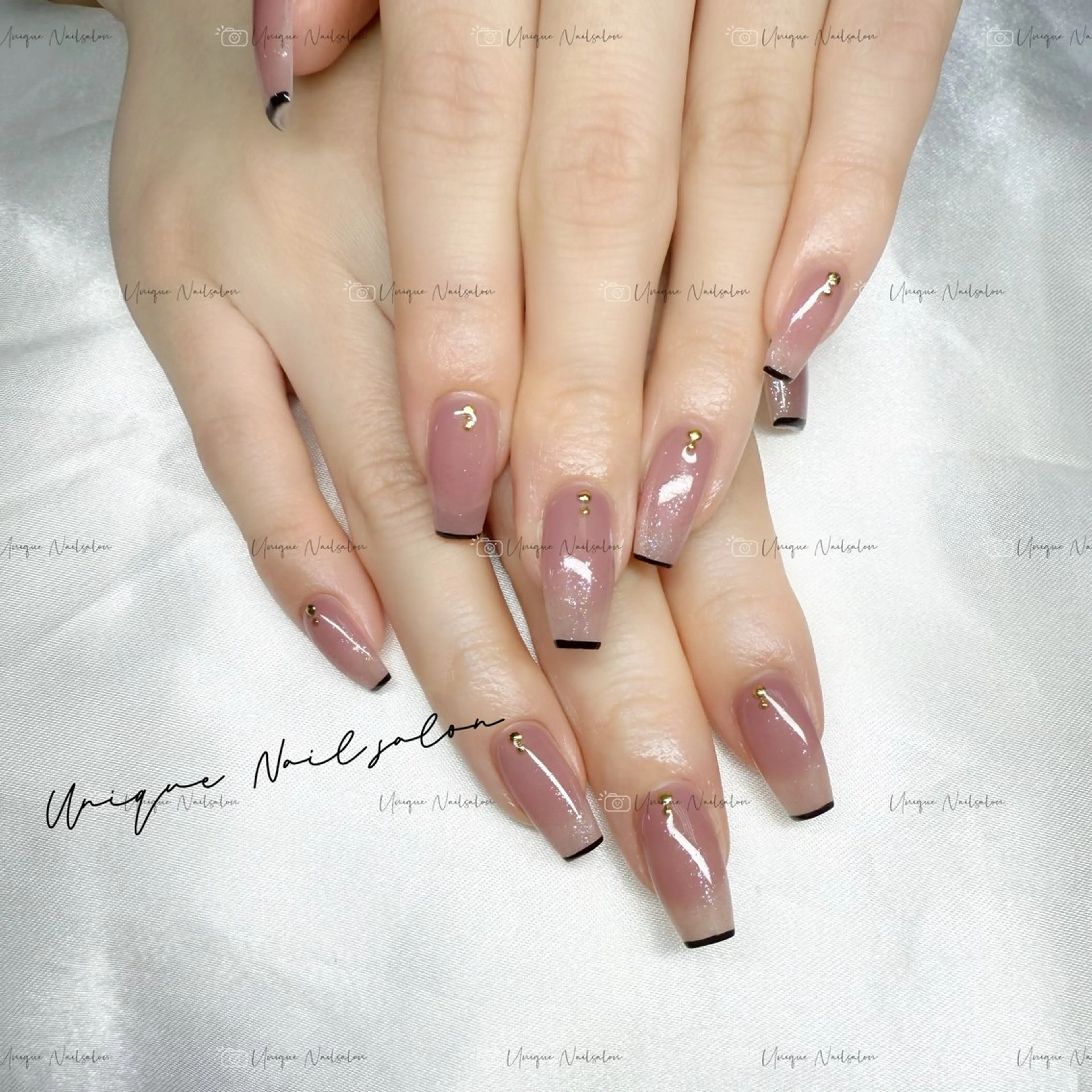 ネイル ハンドネイル ハンドケア UniqueNail 長さだし専門店のネイルデザイン