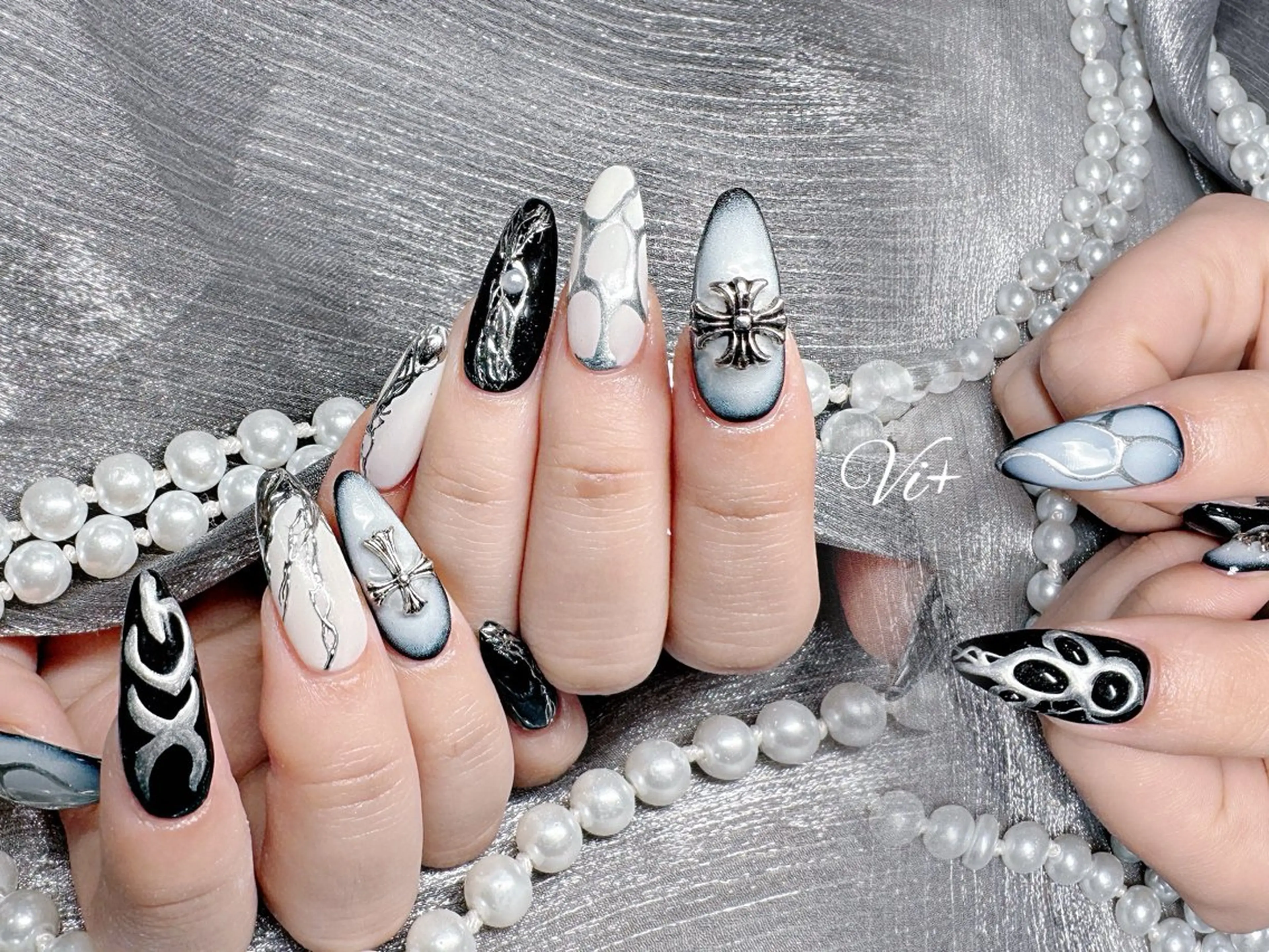 ネイル ハンドネイル ✨Nailsalon Vi+✨のネイルデザイン